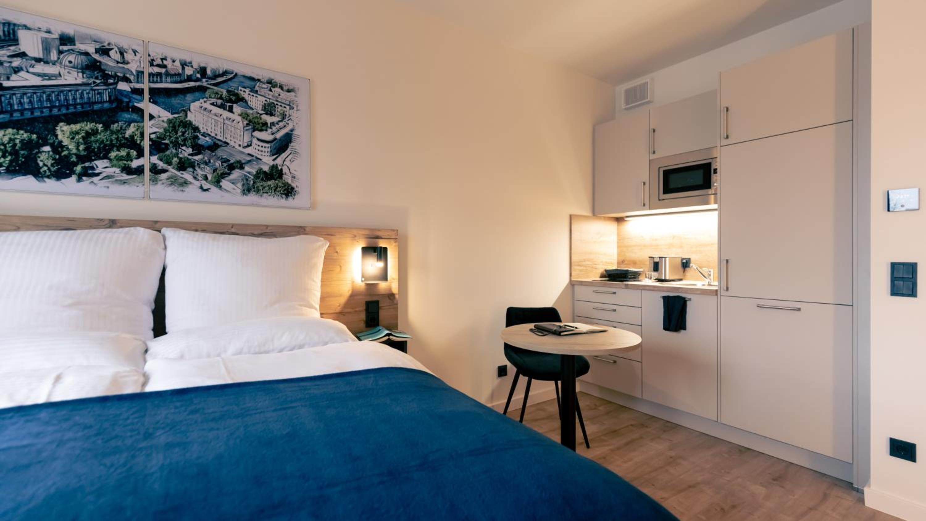 SpreeBlau Apartments