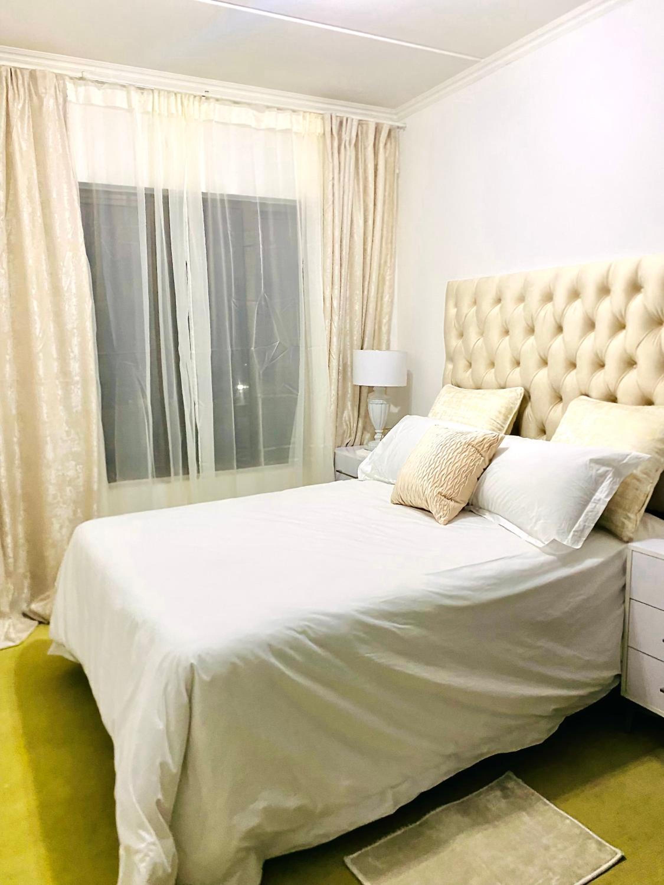 Midrand Siena Sun Luxury Suites 3 with water reserve view 4