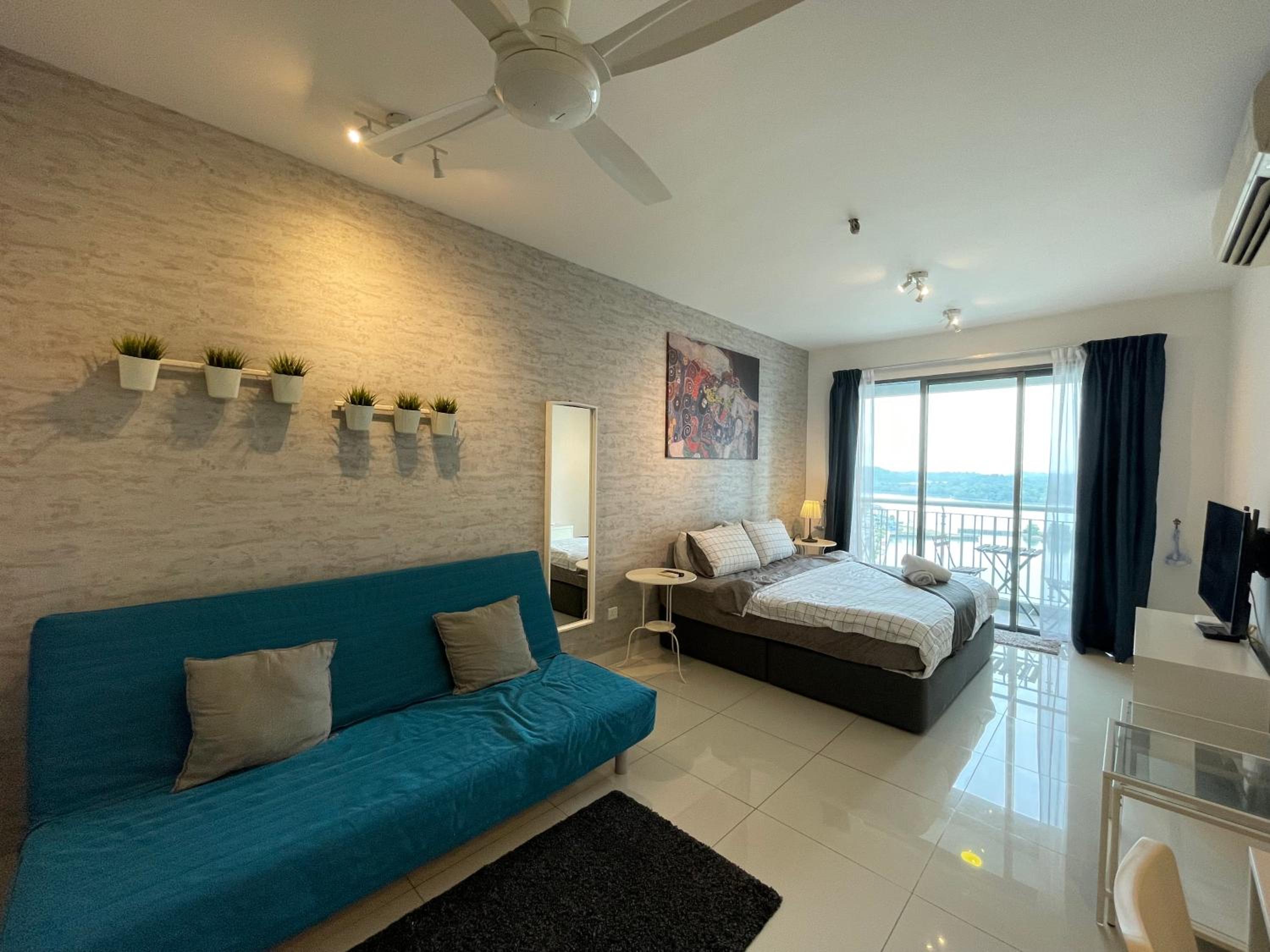 Teega Suites PuteriHarbour By WP Homestay