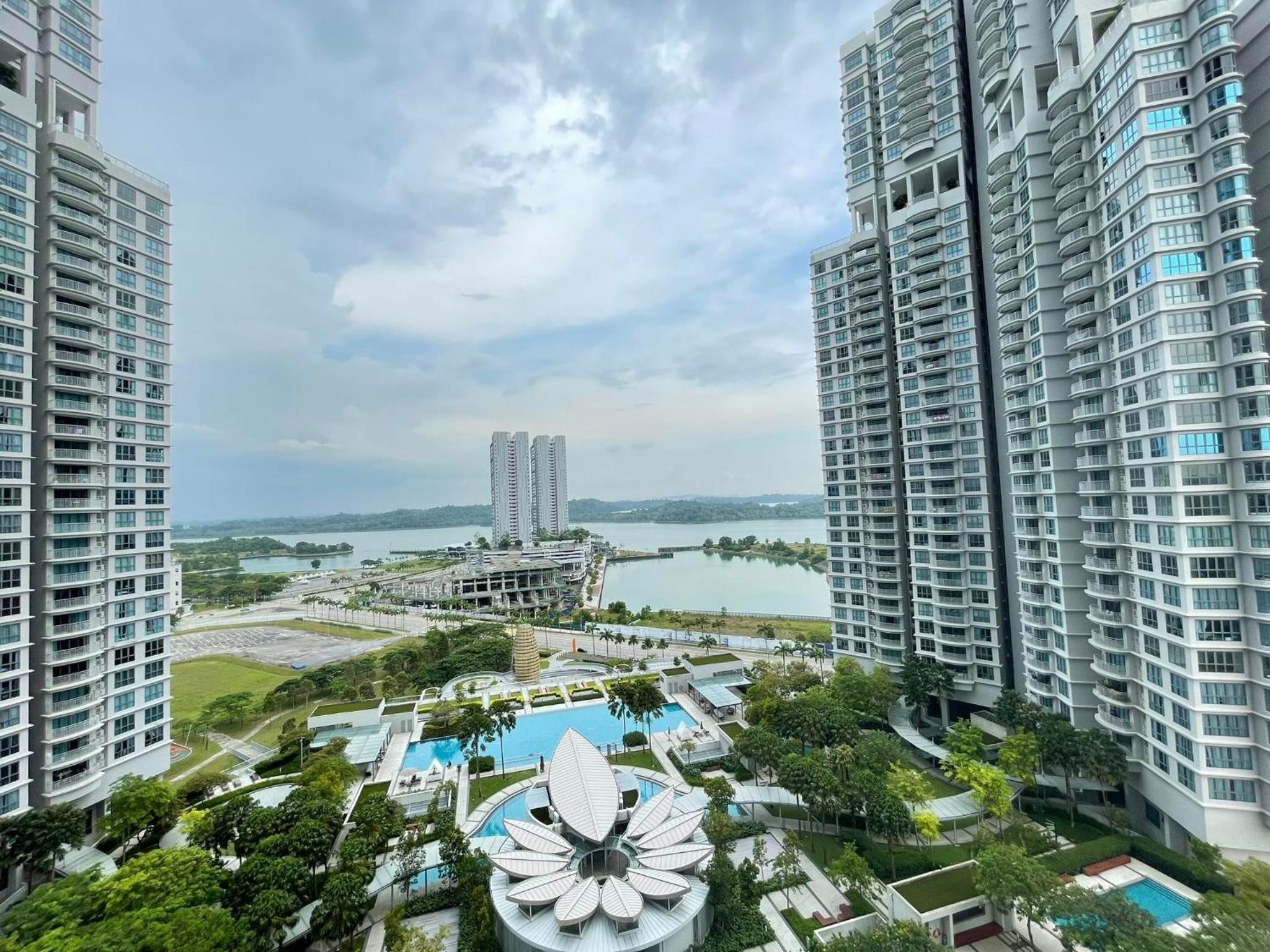 Teega Suites PuteriHarbour By WP Homestay