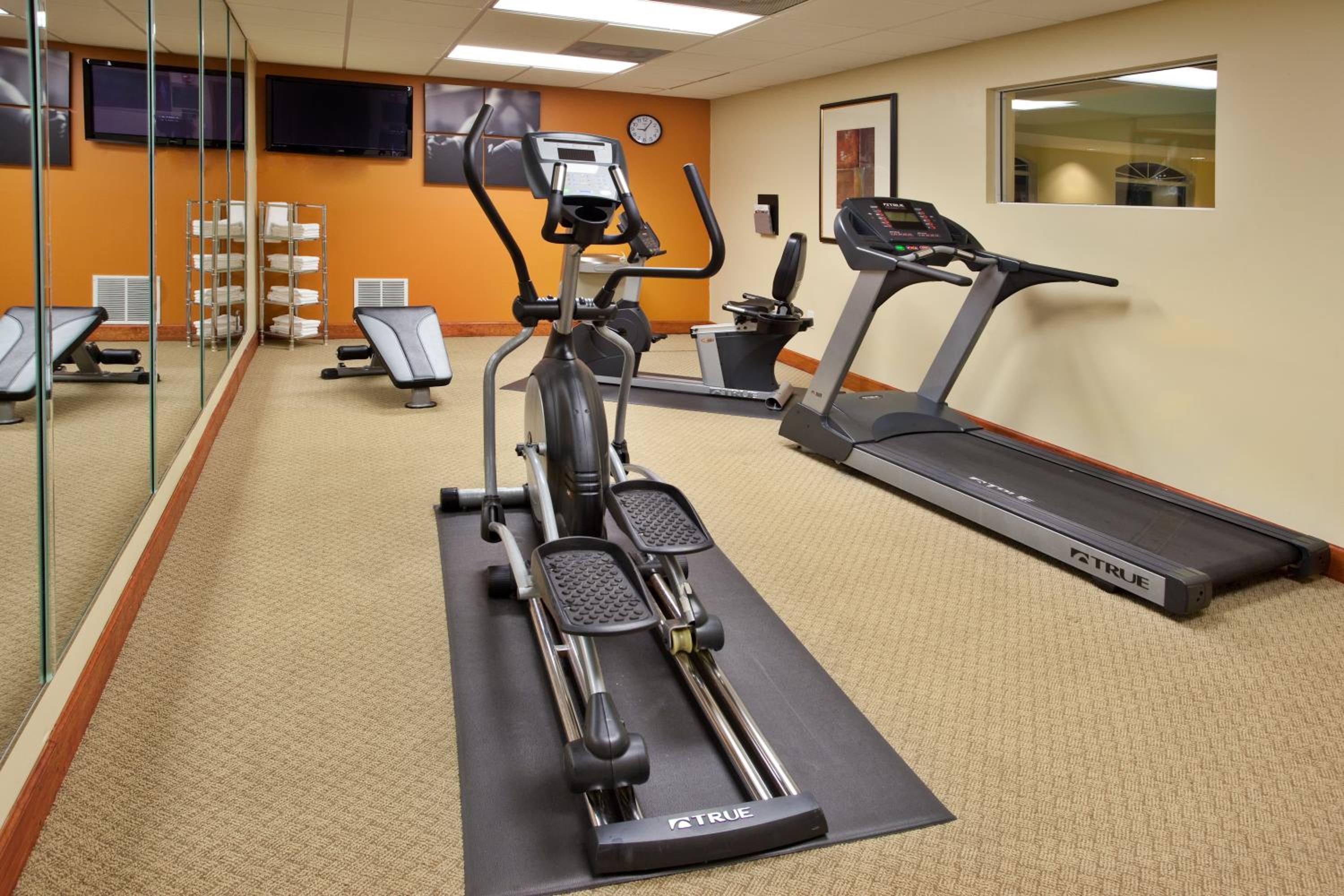 Albany Vacations - Country Inn  Suites by Radisson, Albany, GA - Property Image 11