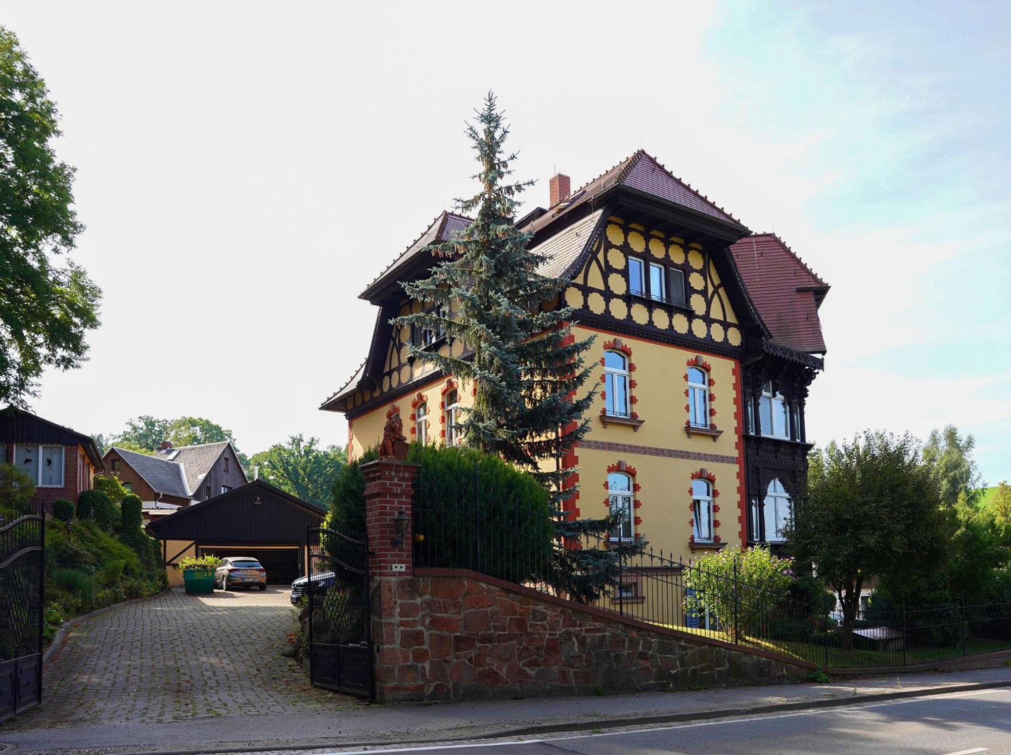 Apartment in Villa Rochlitz