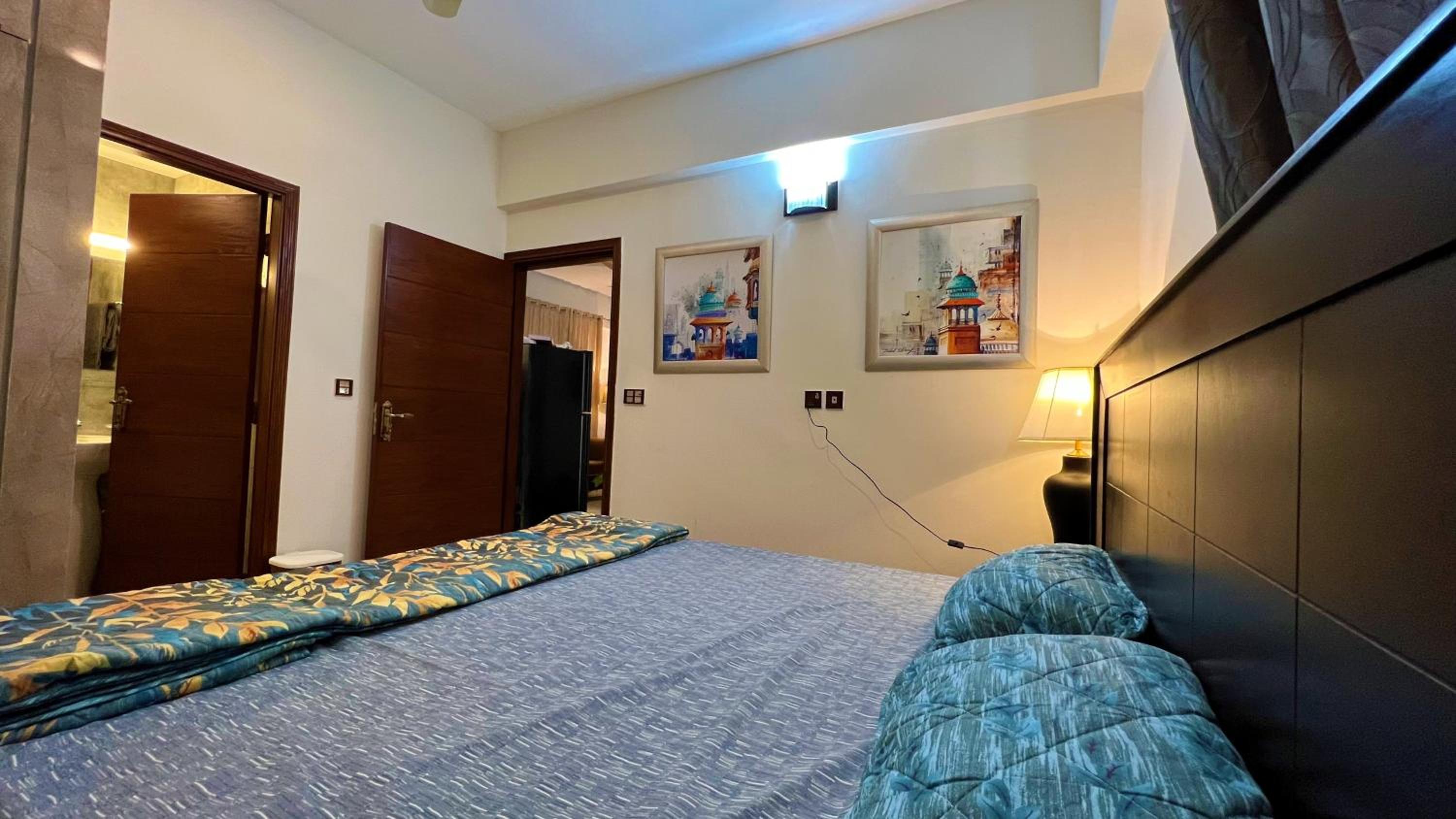 Magnificent 2 Bed Apartment view 5