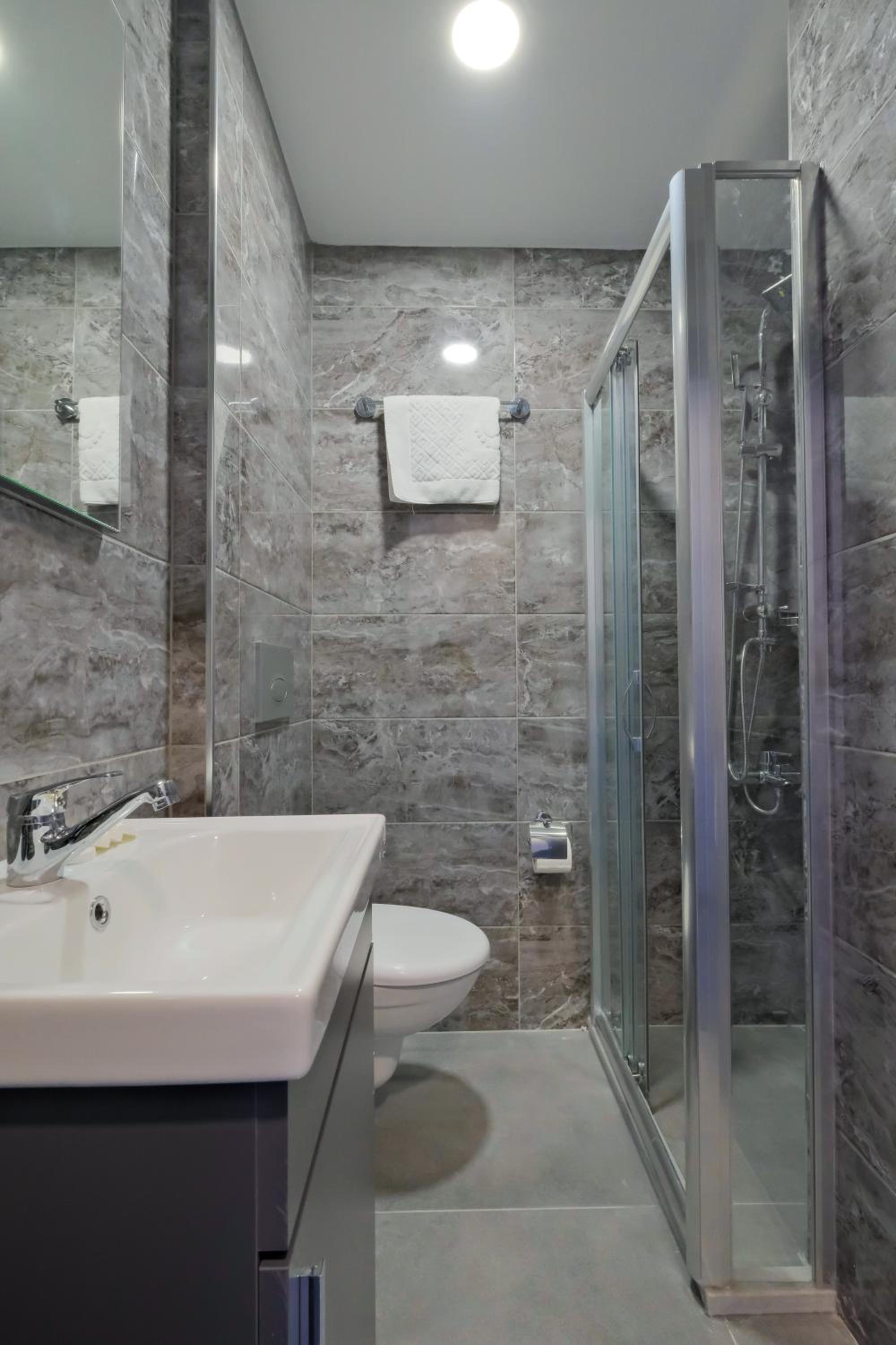 Kraliçe Oteli - Image 285