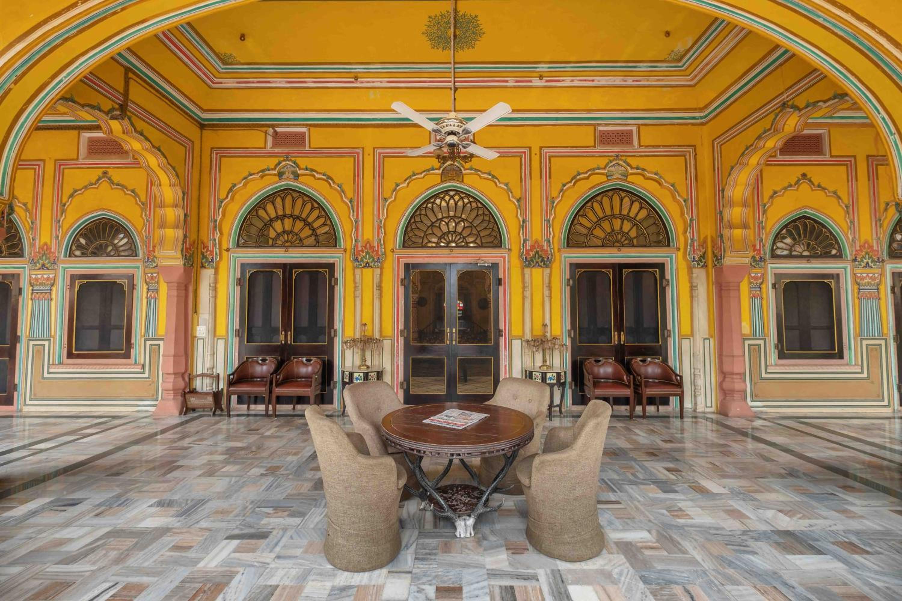 Hotel Narain Niwas Palace