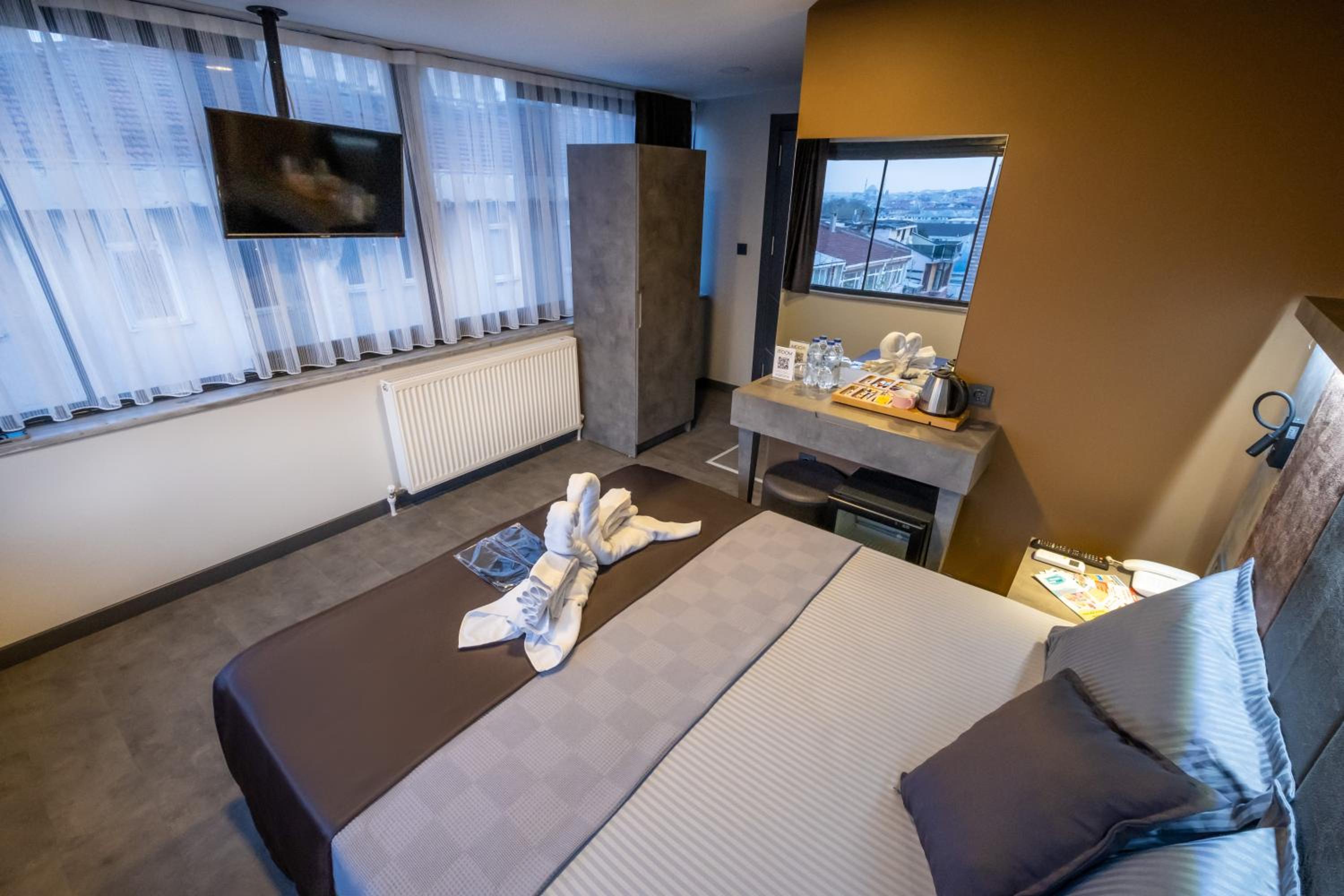 Kraliçe Oteli - Image 203