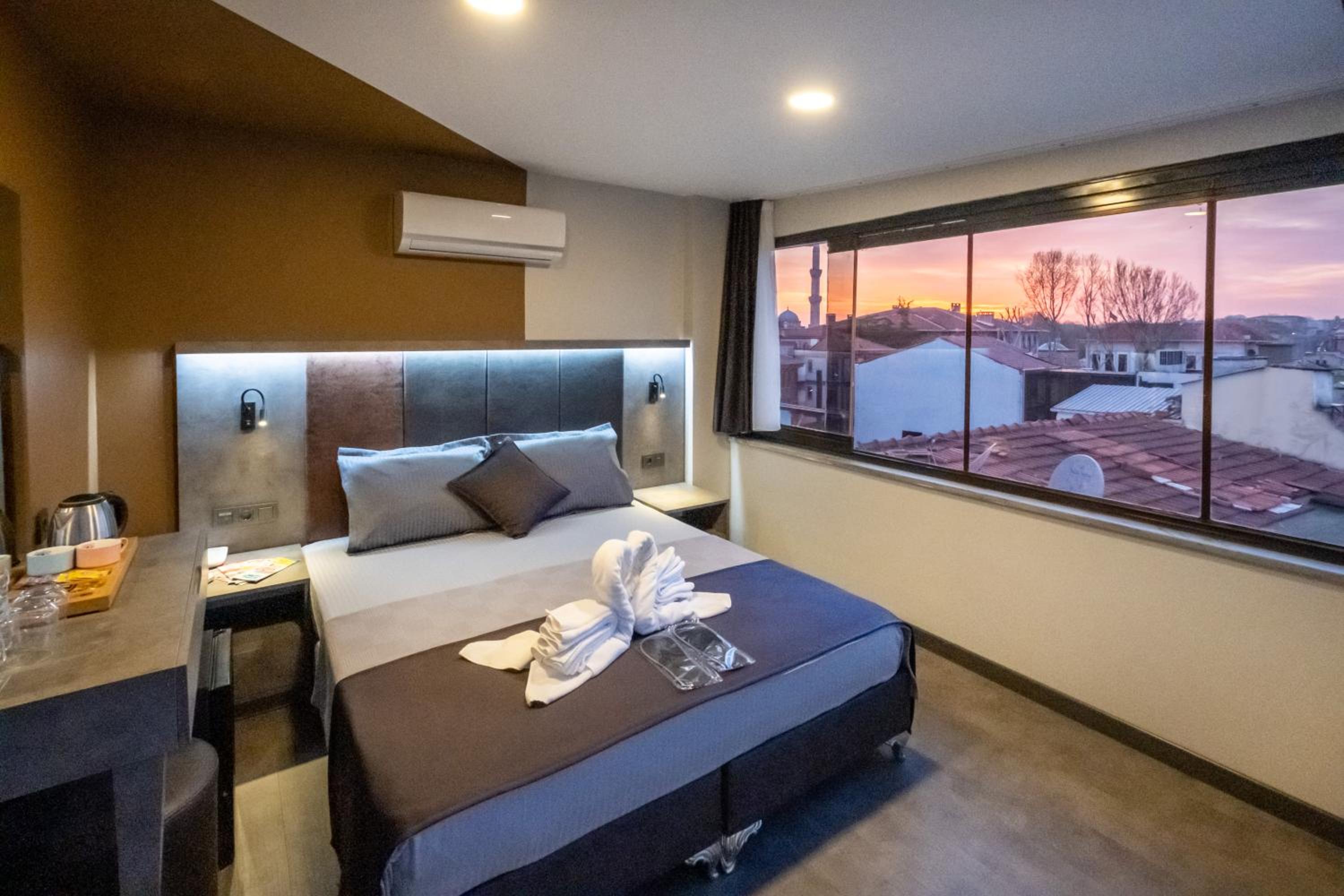 Kraliçe Oteli - Image 302