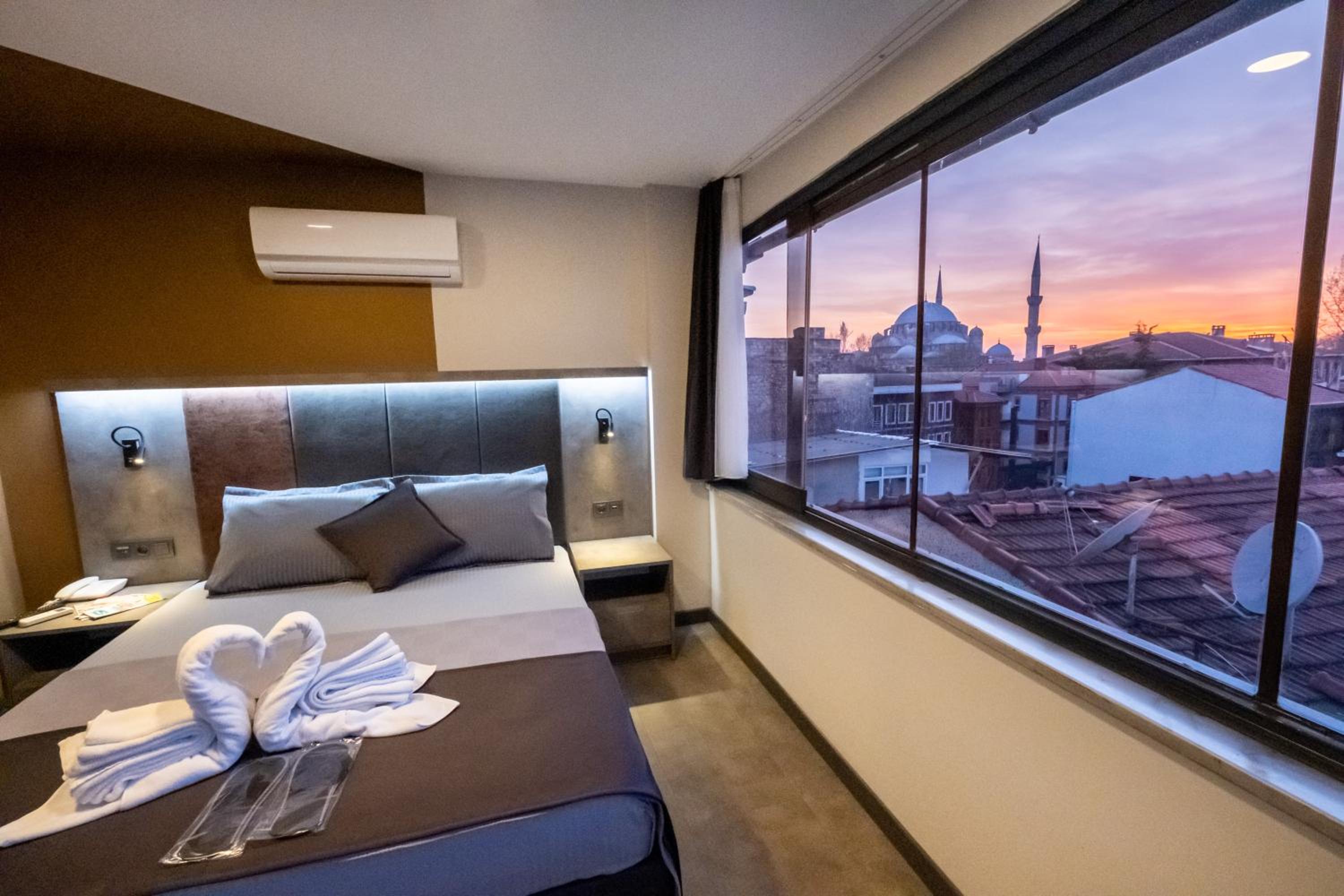 Kraliçe Oteli - Image 300