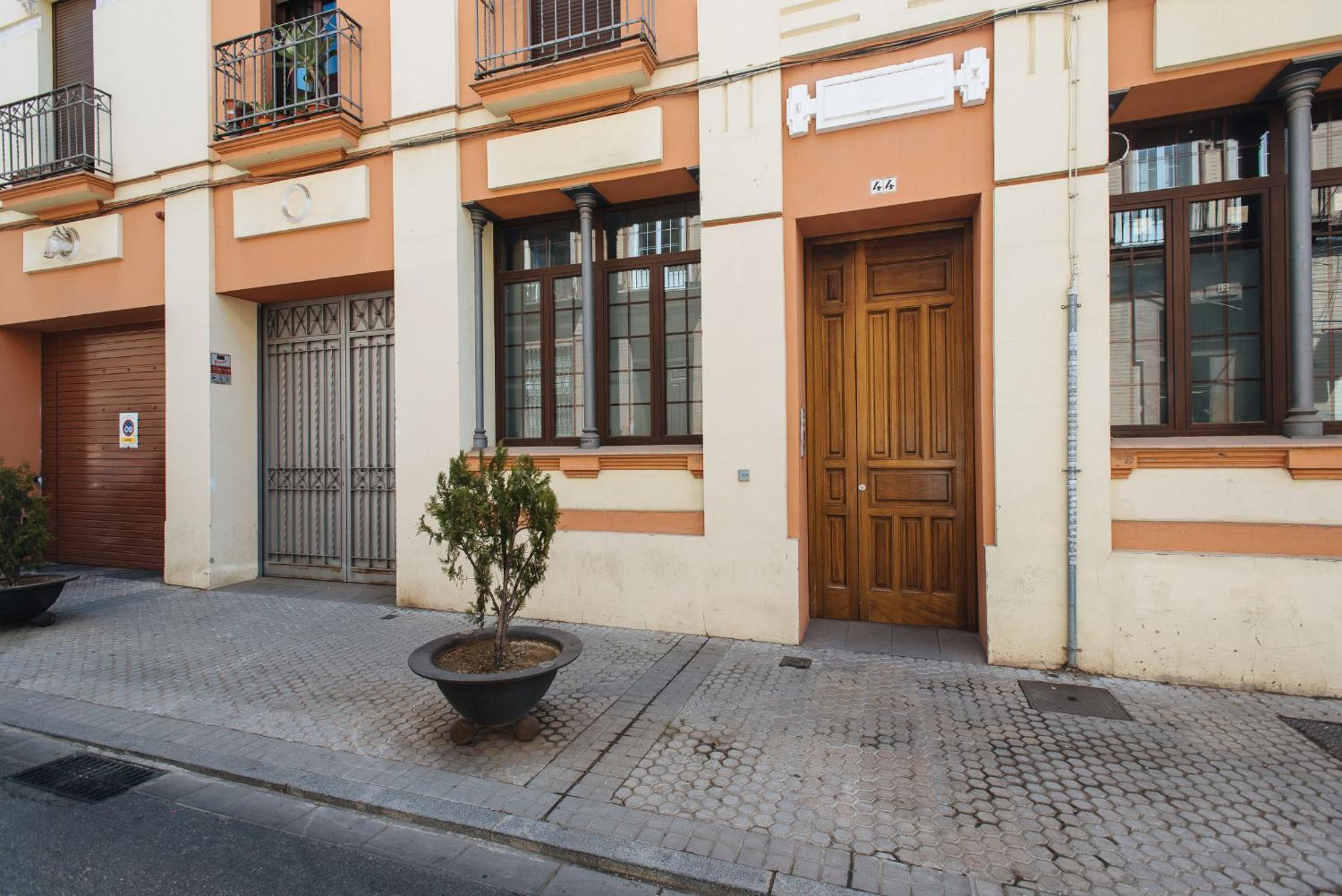 VUT PUERTA REAL - Free PARKING