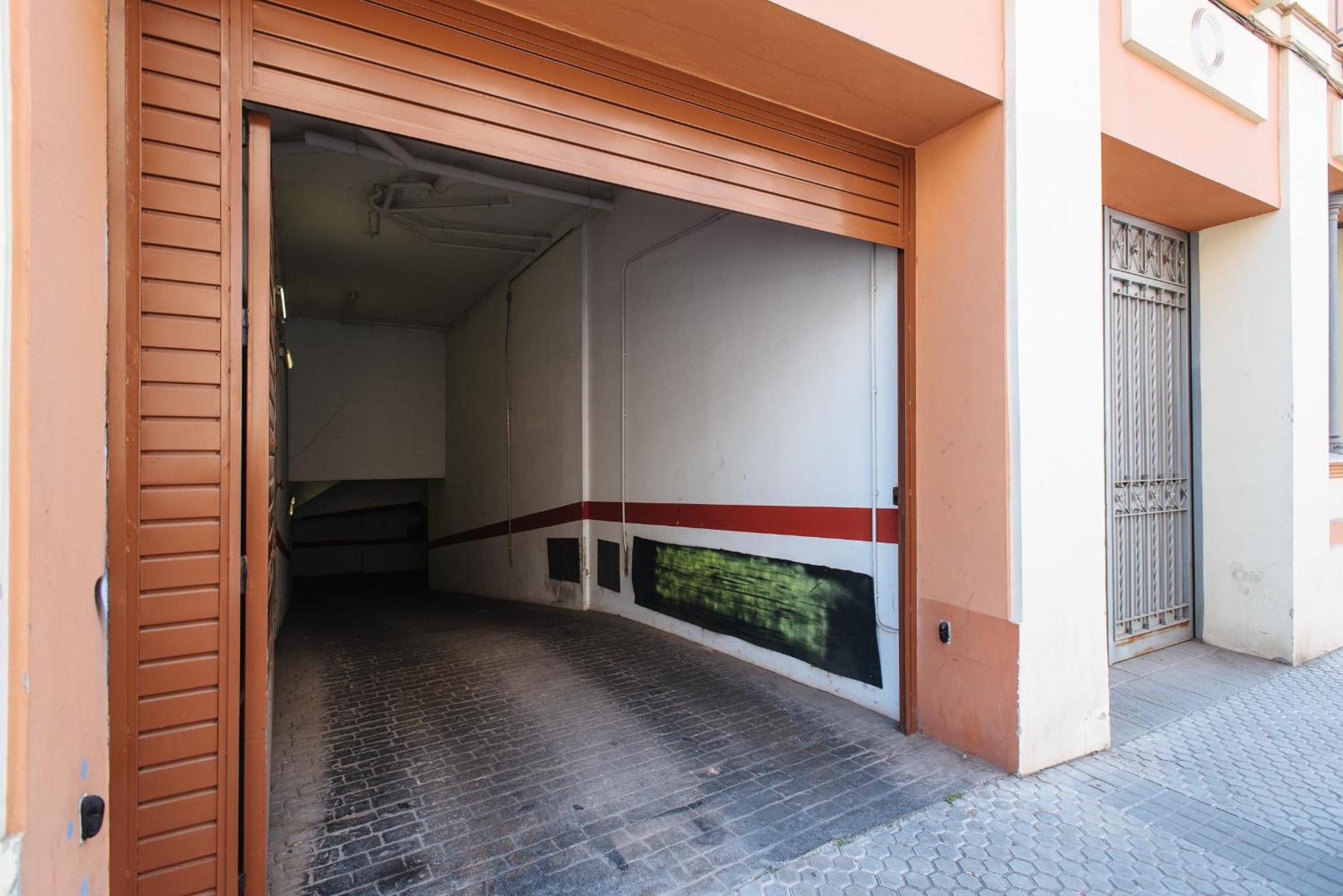 VUT PUERTA REAL - Free PARKING