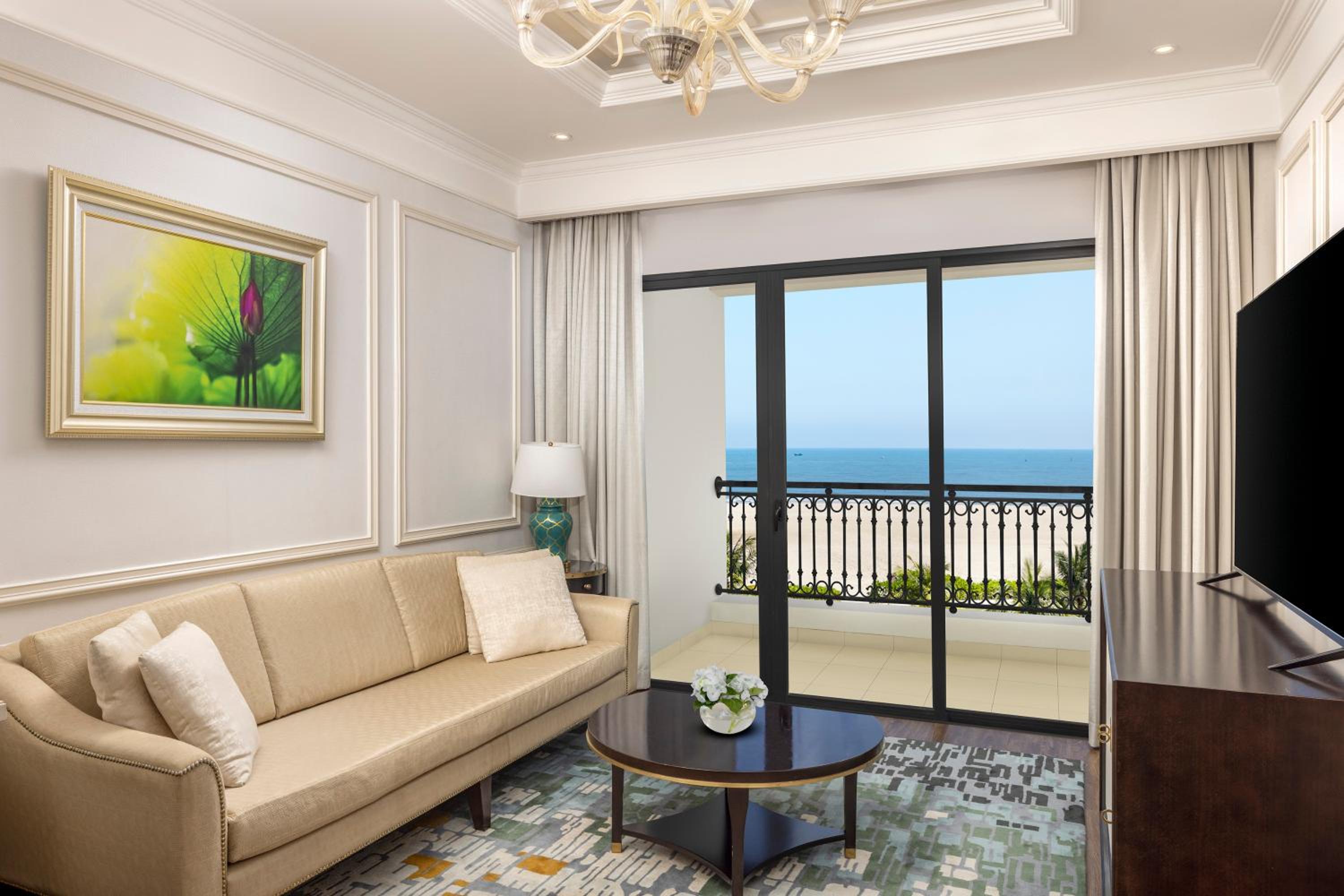 Vinpearl Cua Hoi, Affiliated by Meliá