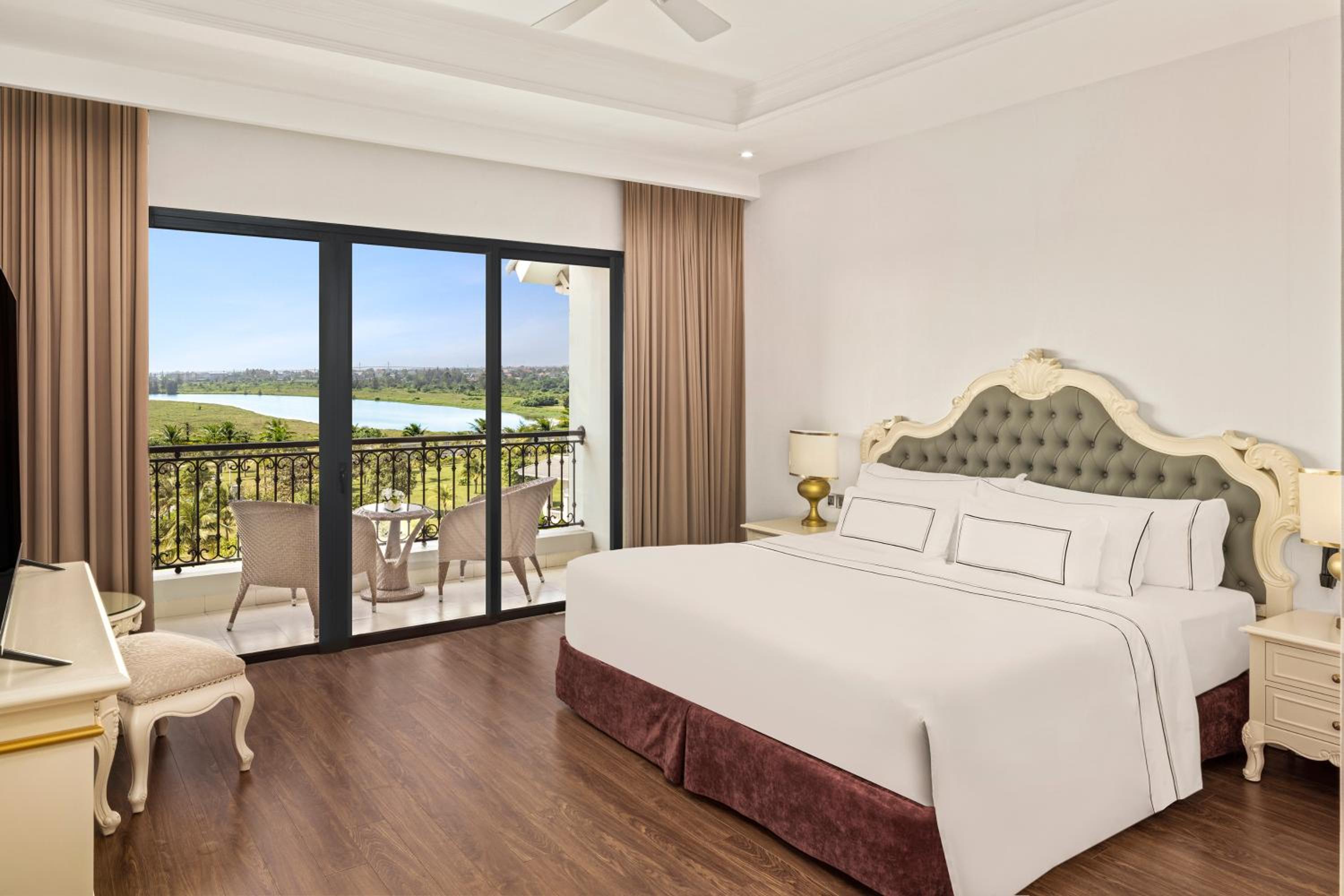 Vinpearl Cua Hoi, Affiliated by Meliá