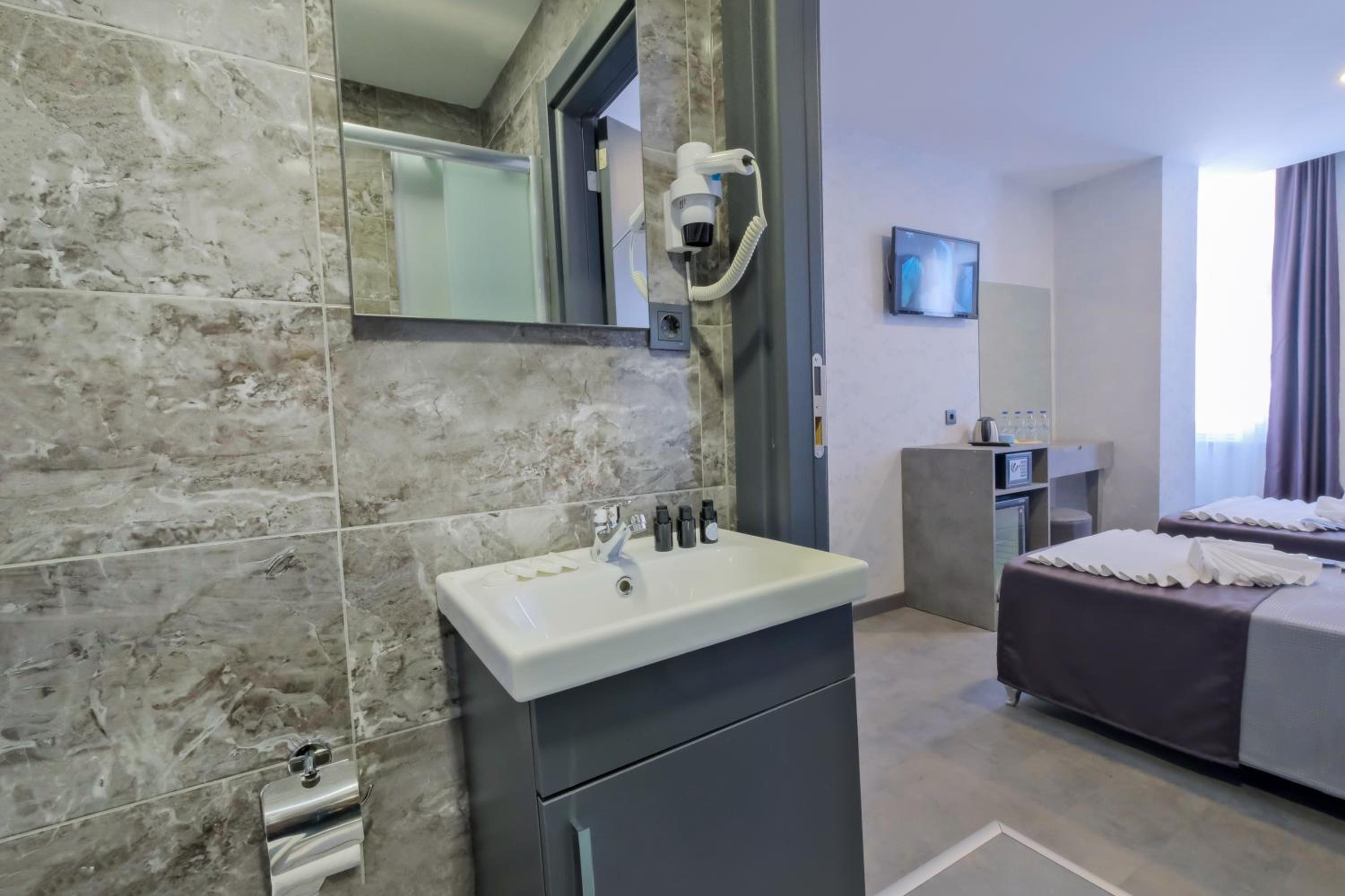 Kraliçe Oteli - Image 152