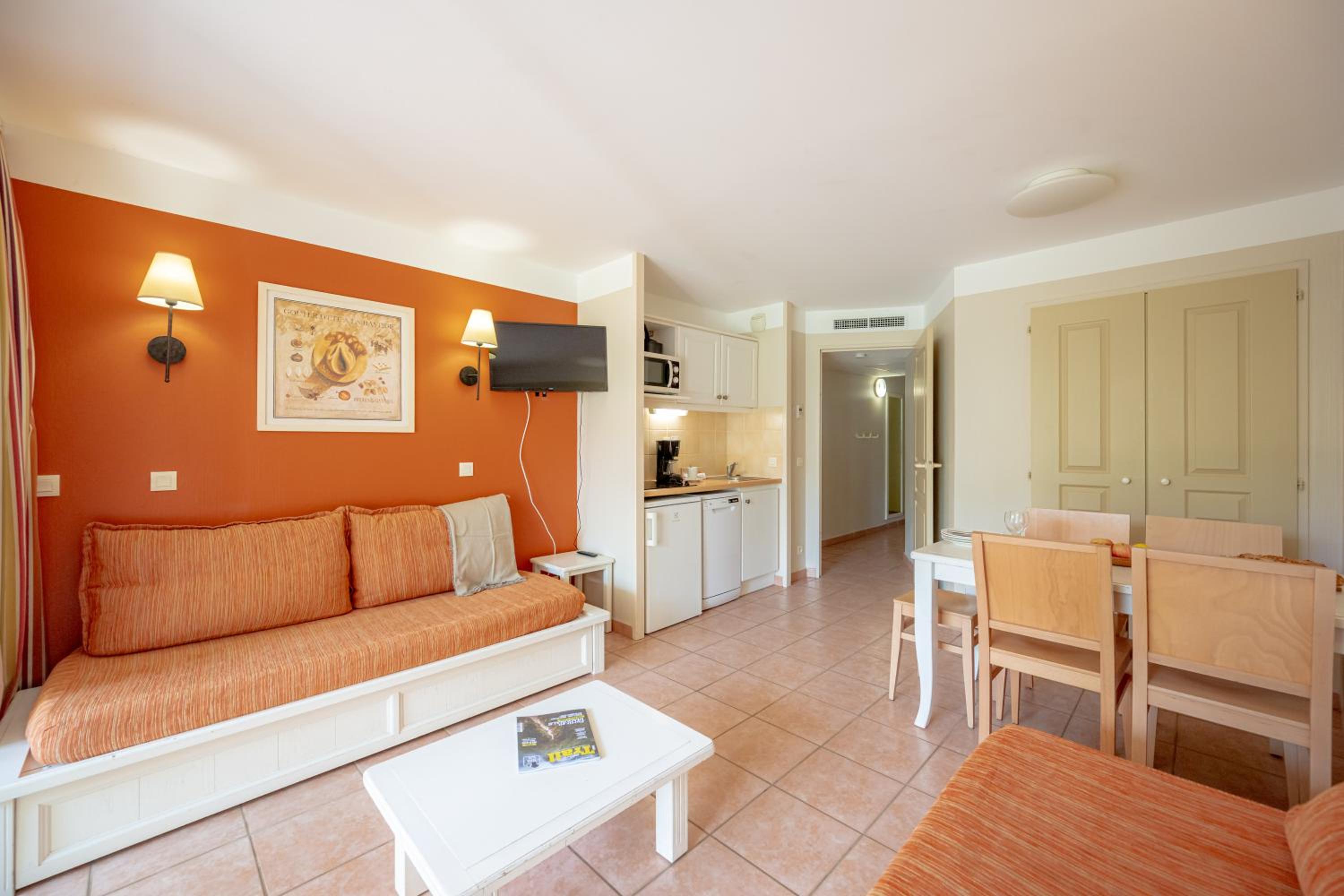 Hyeres Vacations - Residence Pierre Vacances le Hameau de la Pinede - Property Image 32