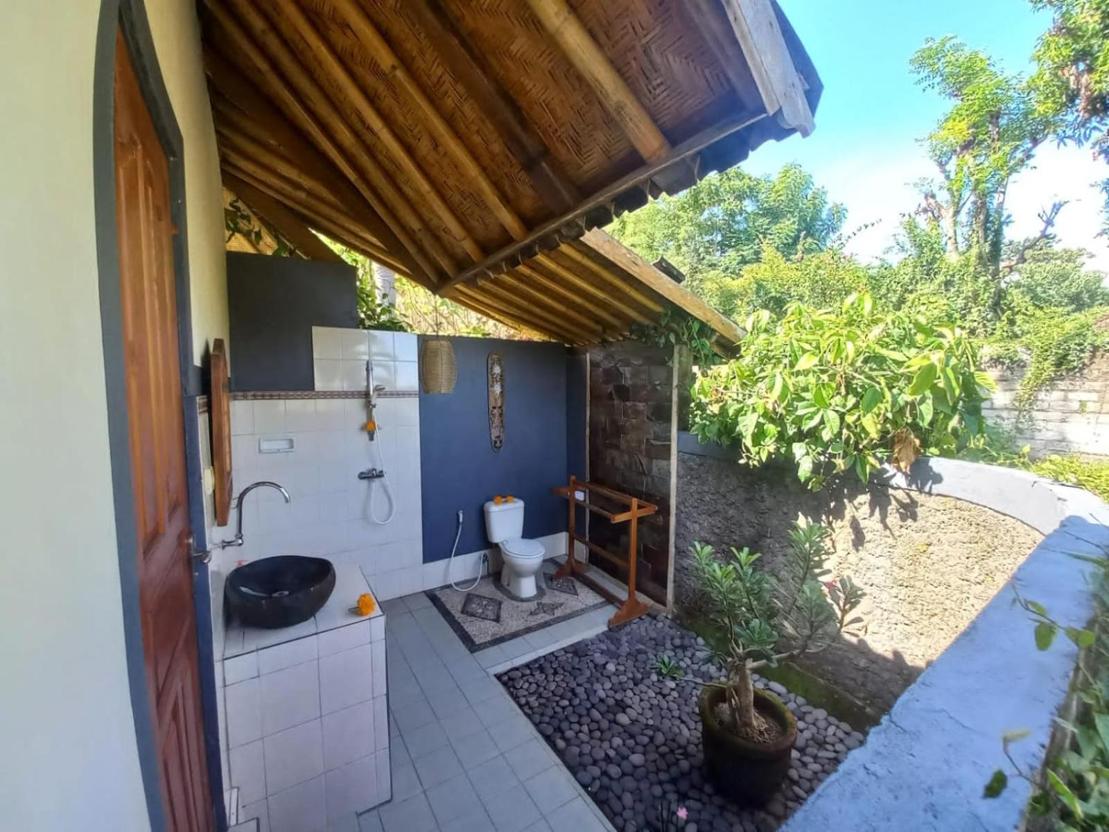 Frangipani Inn & Restaurant