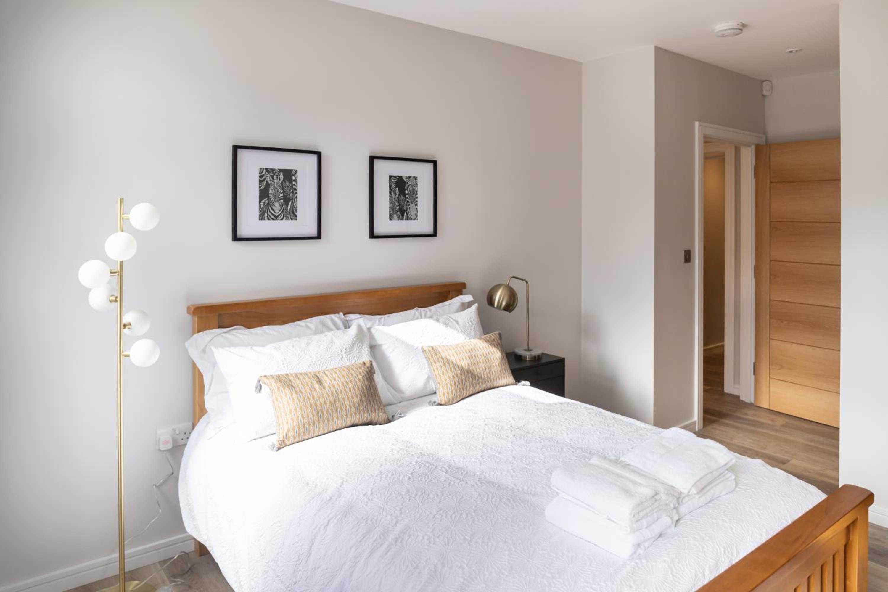 Amazing New Spacious Apartment in SE1