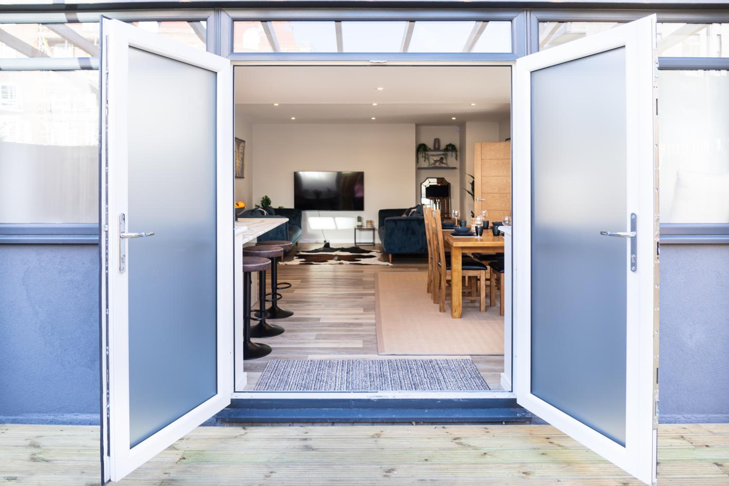 Amazing New Spacious Apartment in SE1