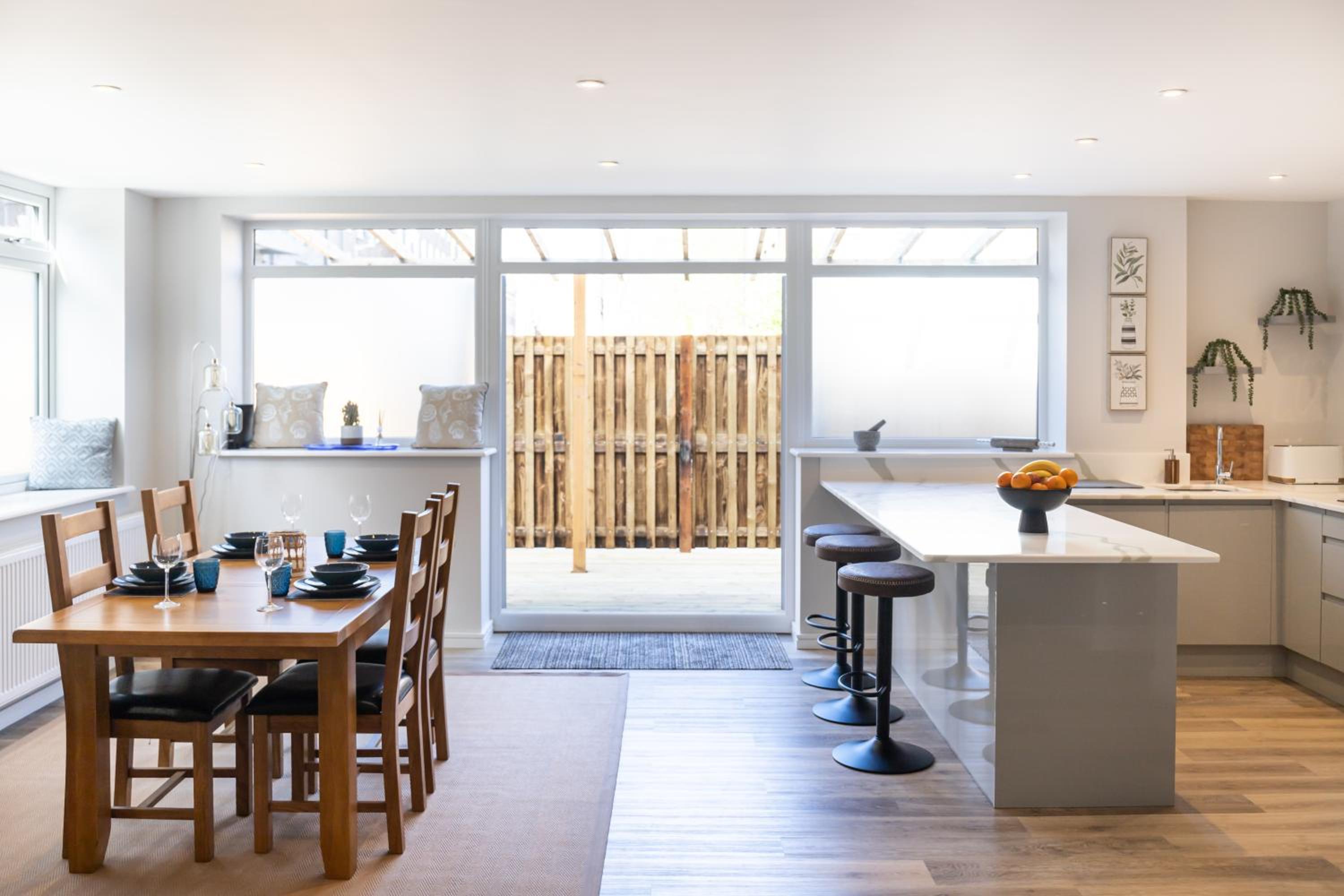Amazing New Spacious Apartment in SE1