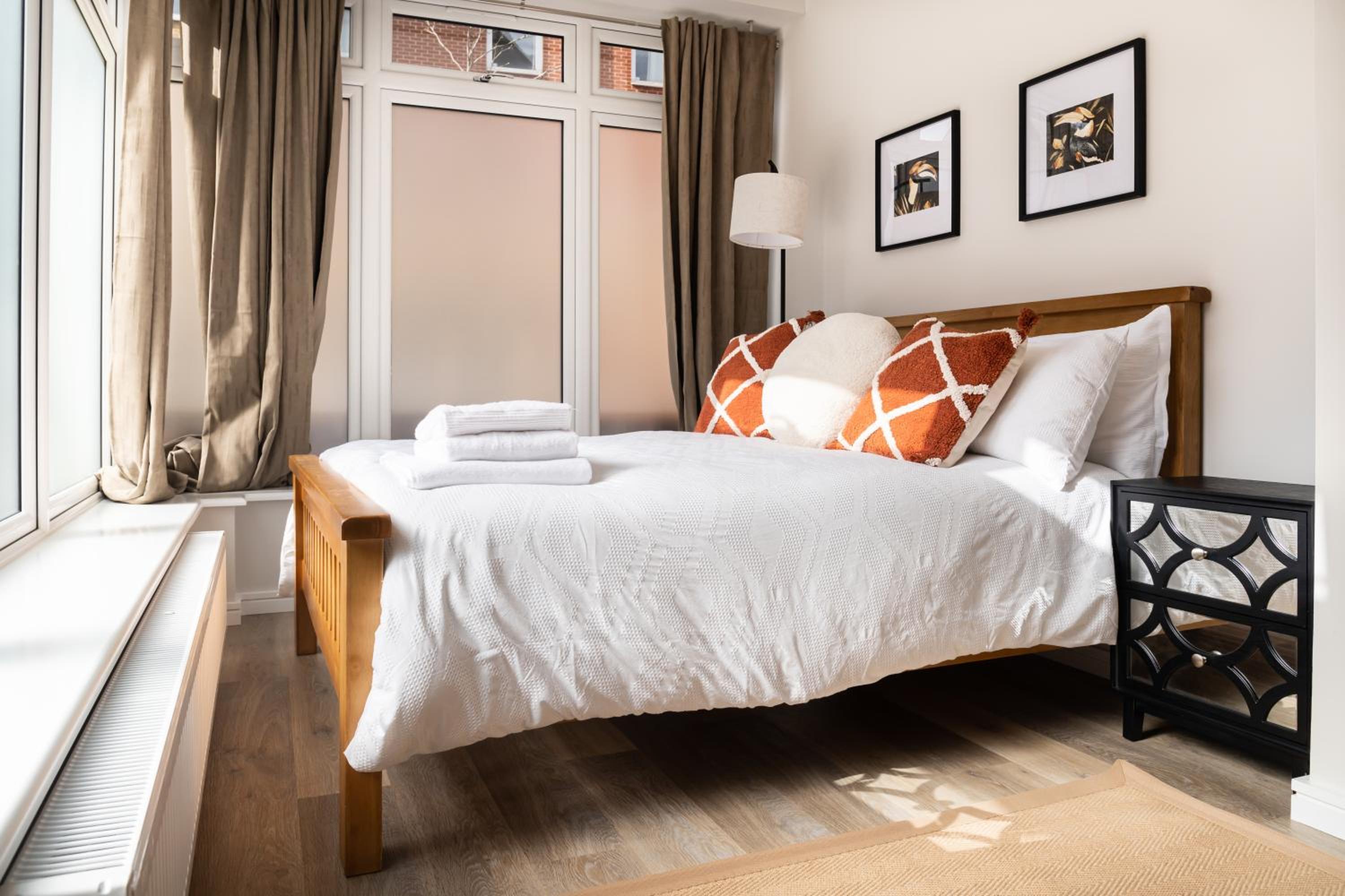 Amazing New Spacious Apartment in SE1