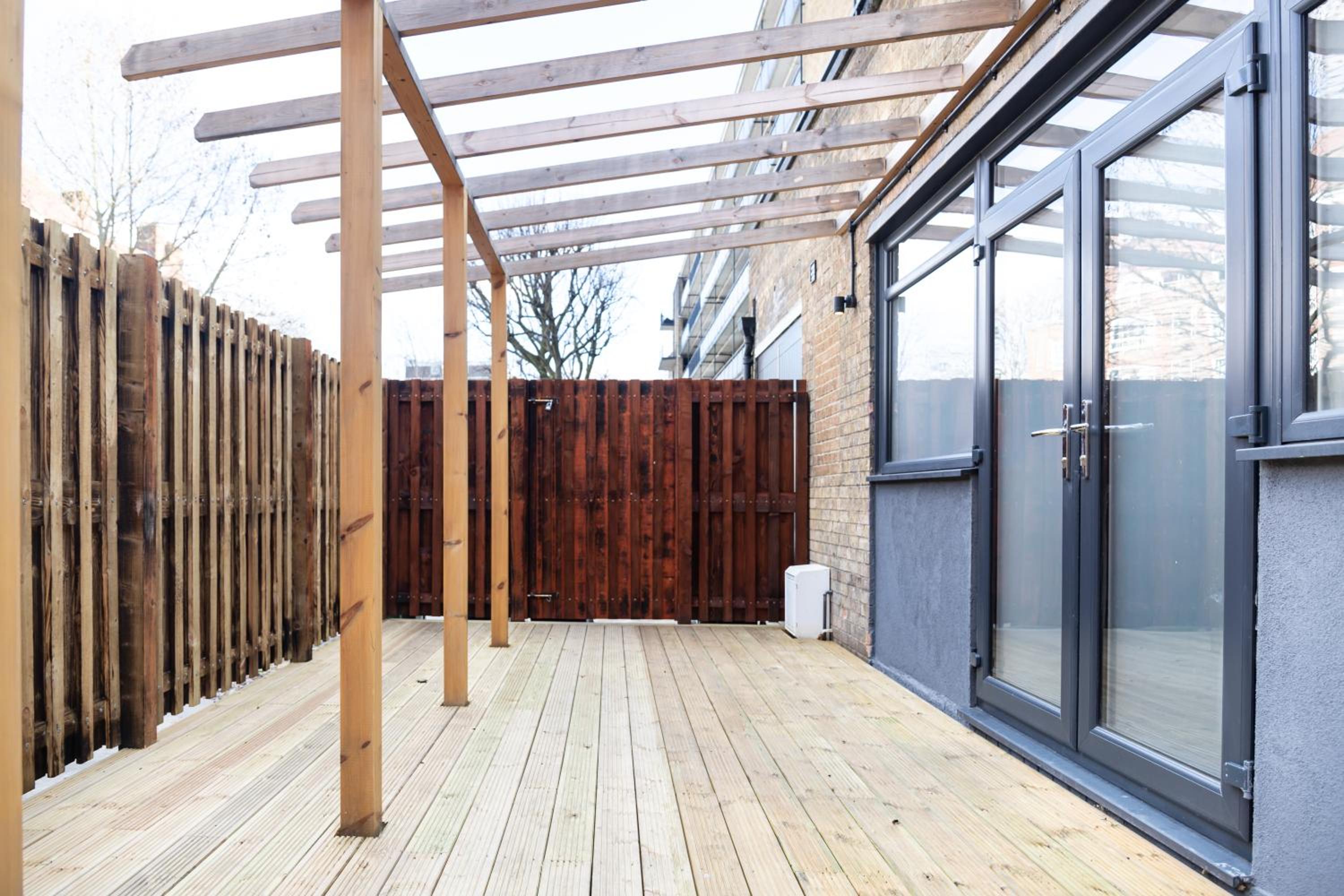Amazing New Spacious Apartment in SE1