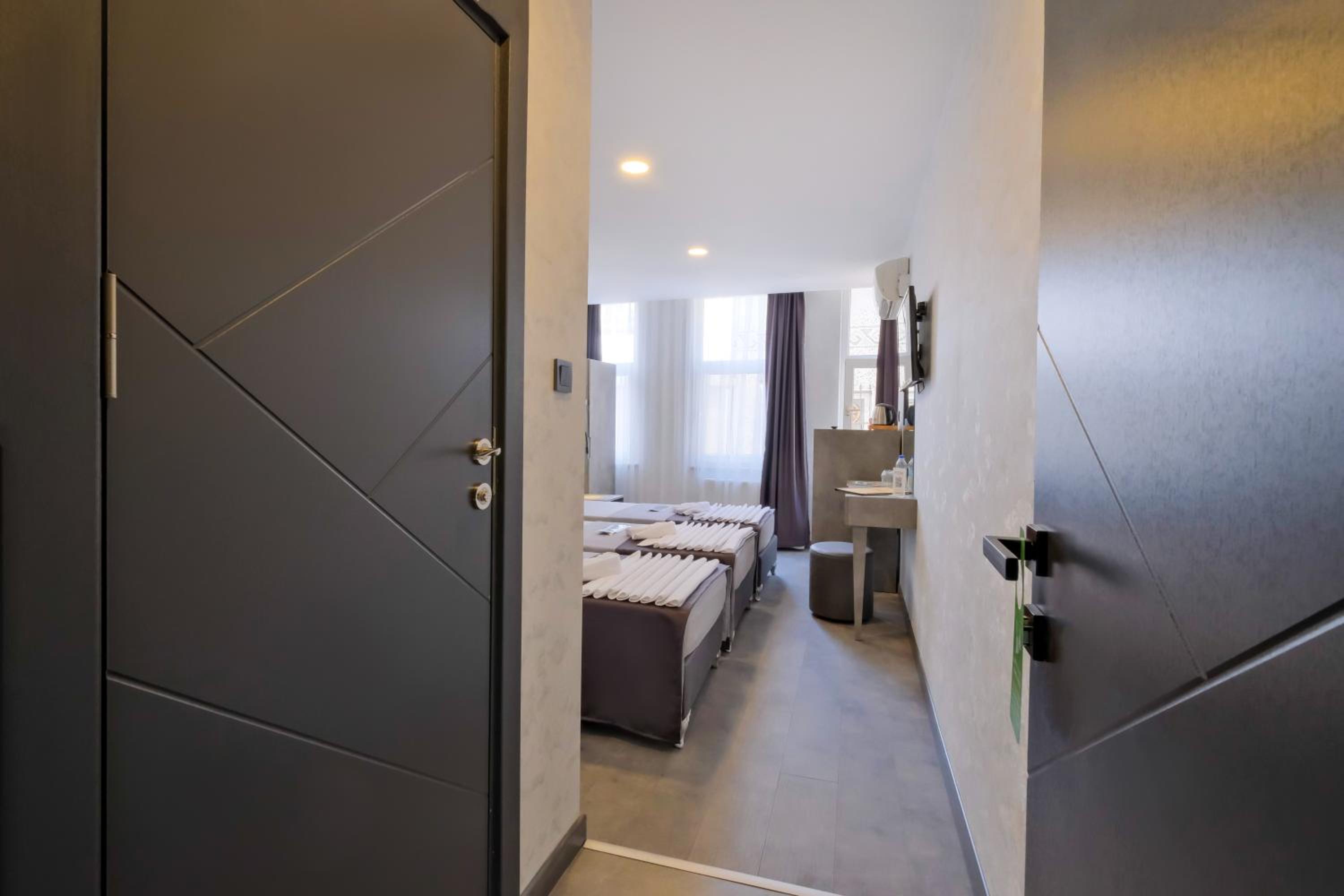 Kraliçe Oteli - Image 156