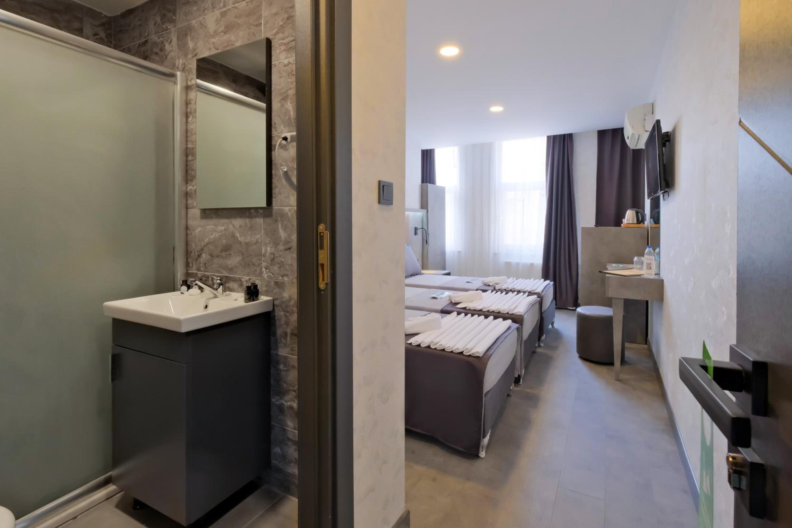 Kraliçe Oteli - Image 164