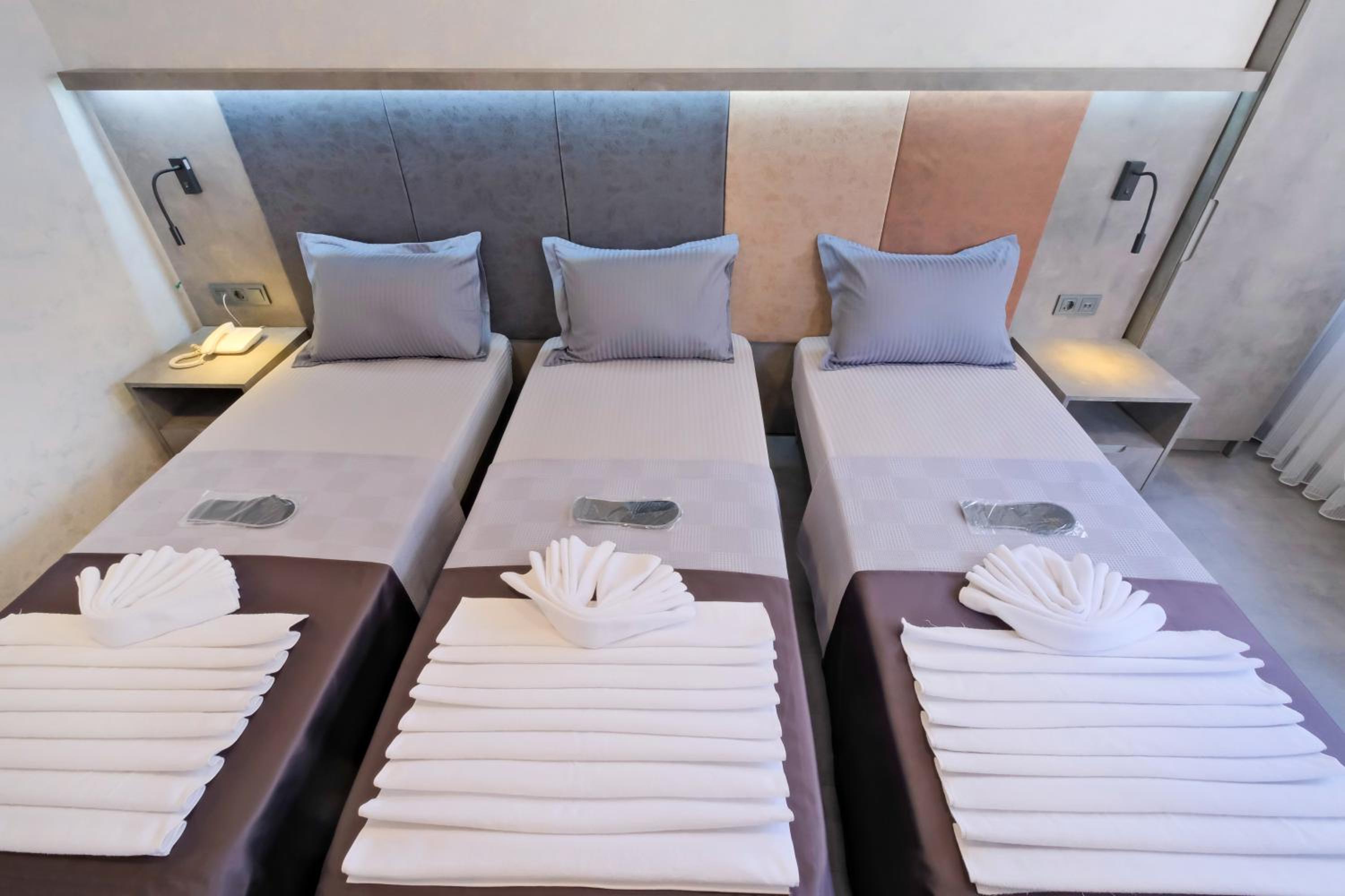 Kraliçe Oteli - Image 303