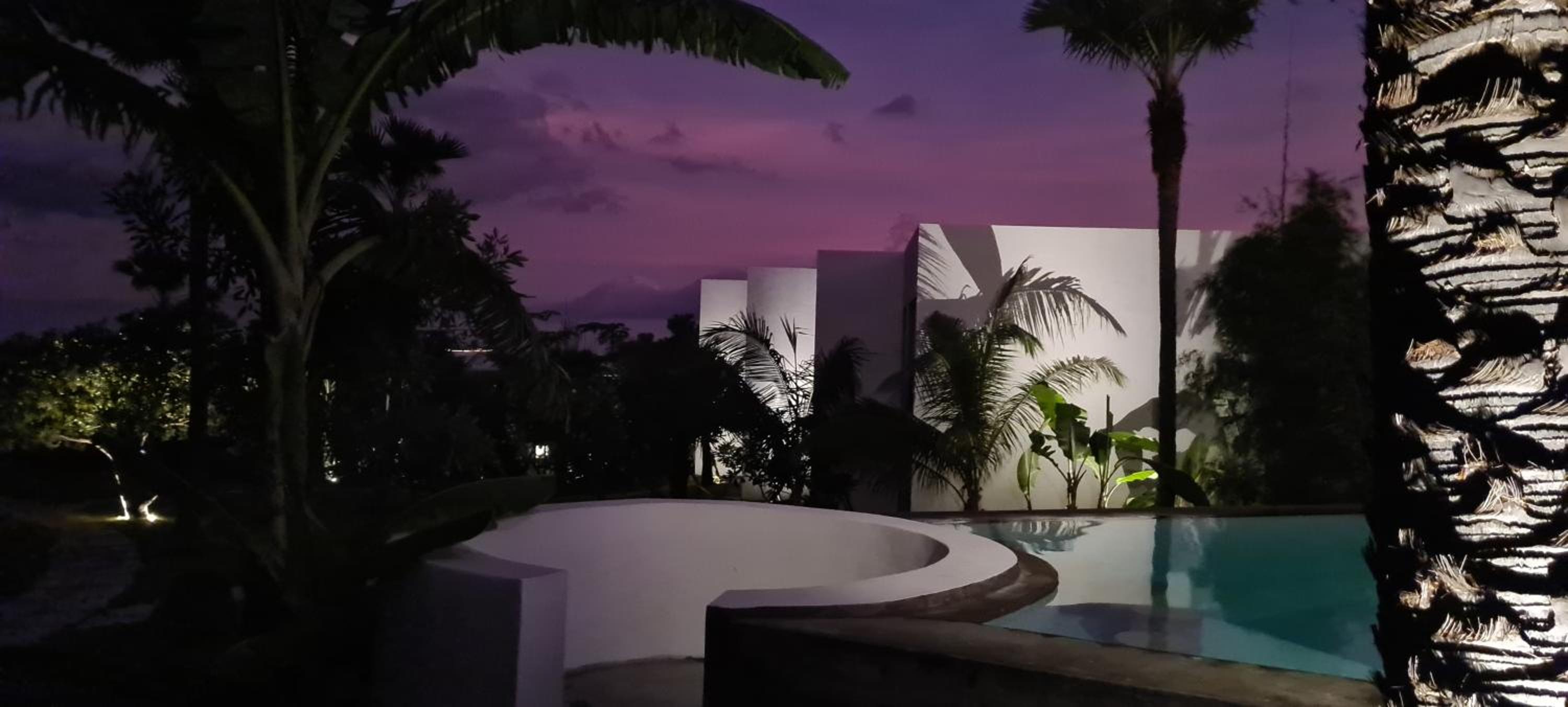 Palm Springs Bali Dive Resort