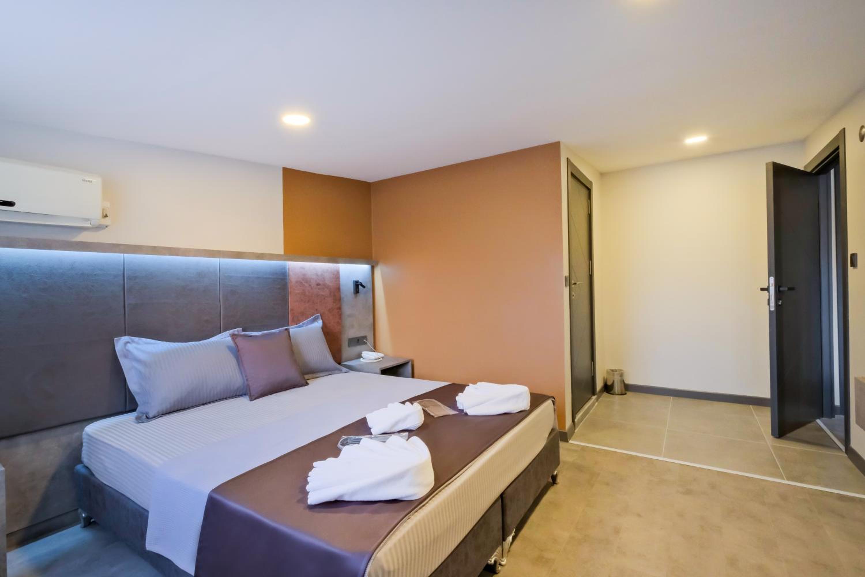 Kraliçe Oteli - Image 171