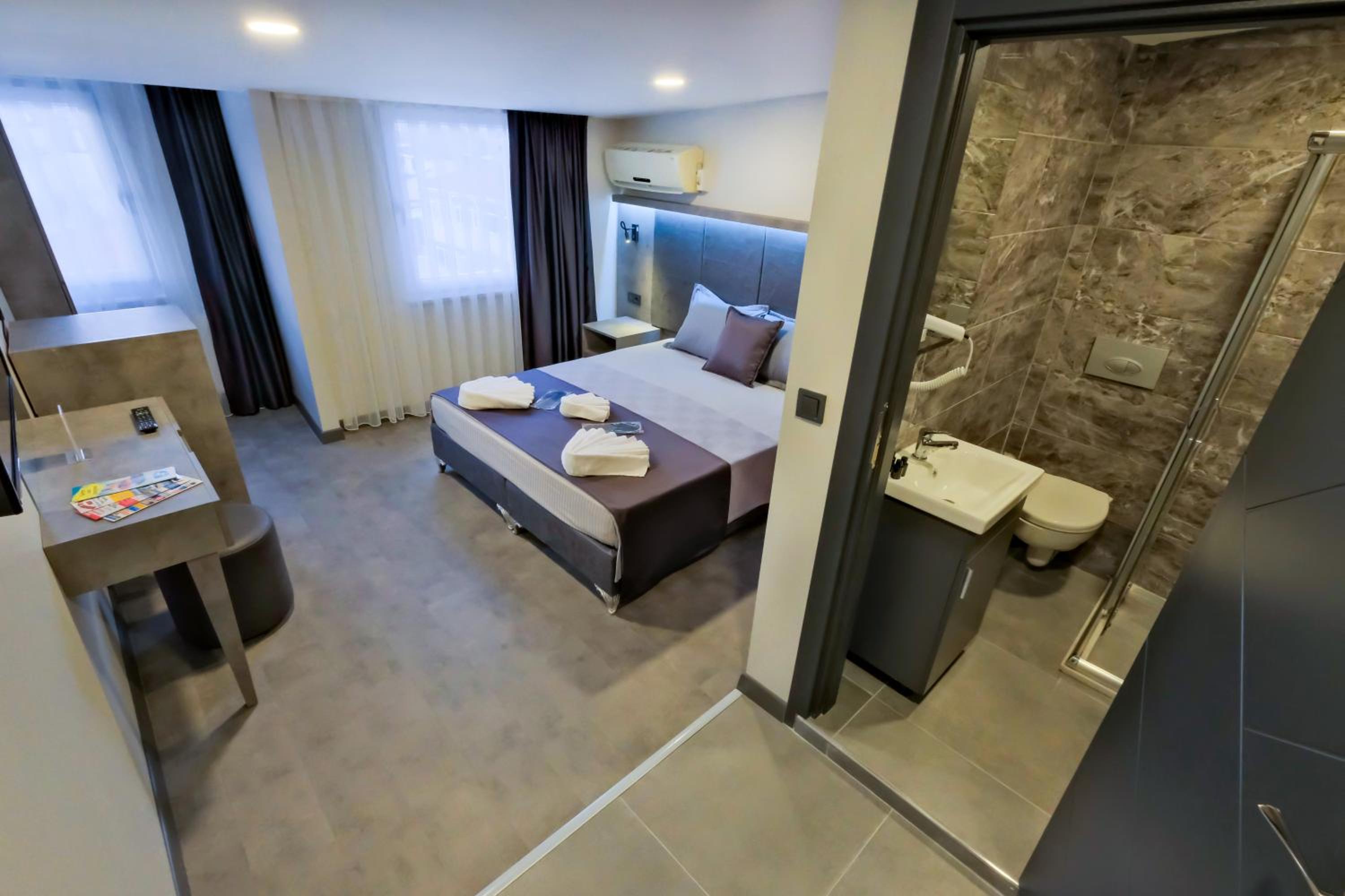 Kraliçe Oteli - Image 357