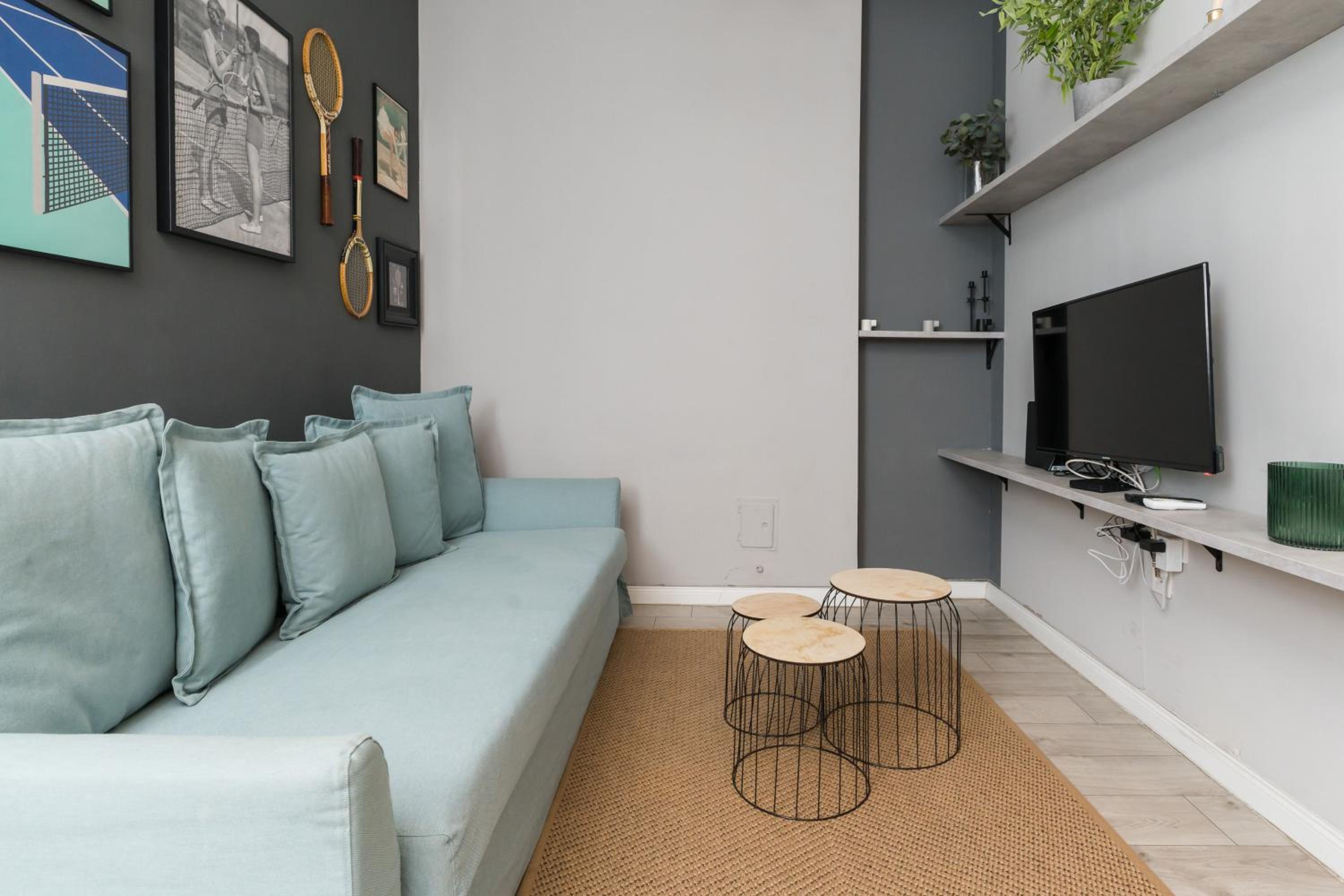 Trendy Design Apartment- 1 BR- AC