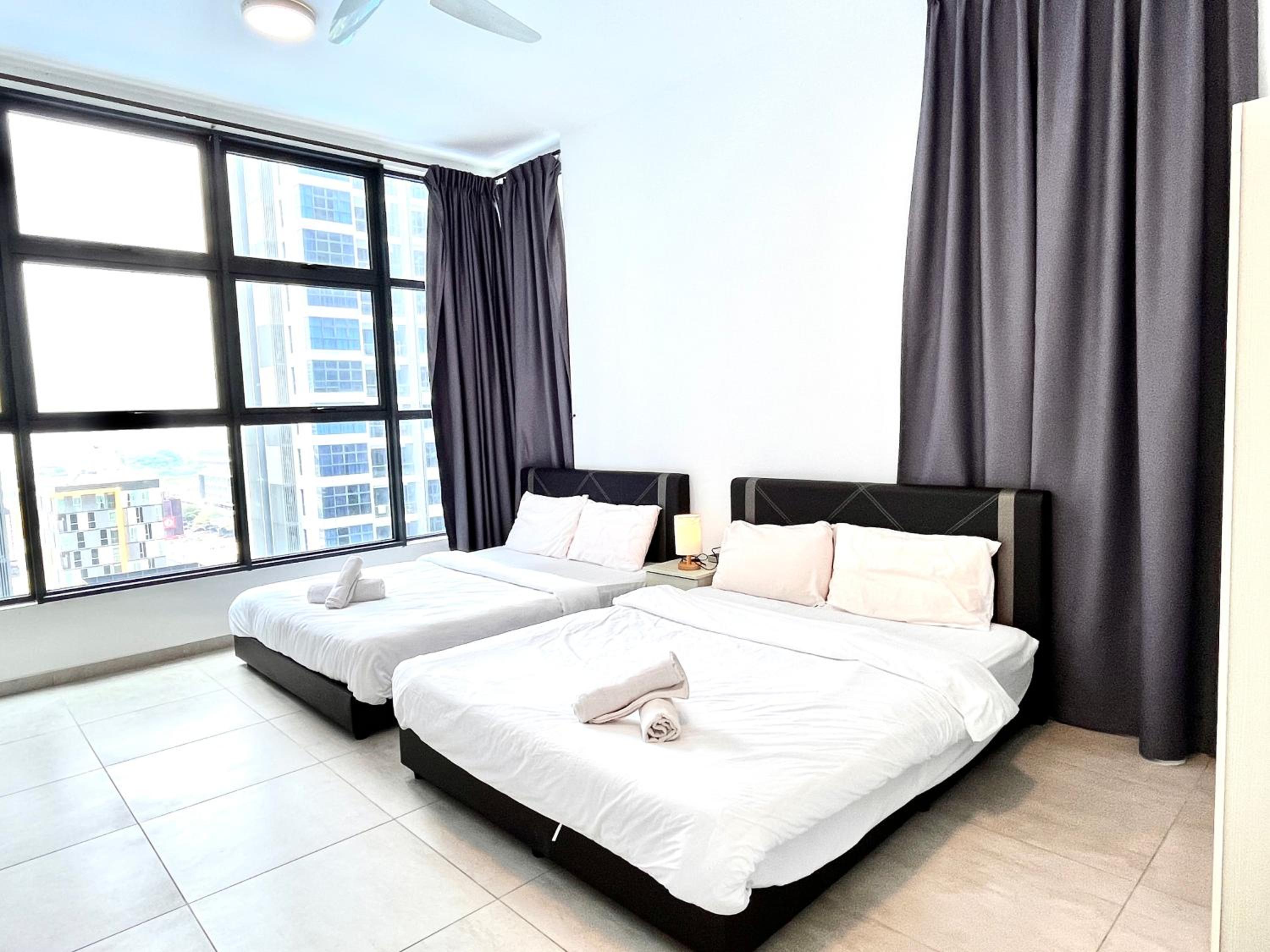 Golden House-Atlantis Residence