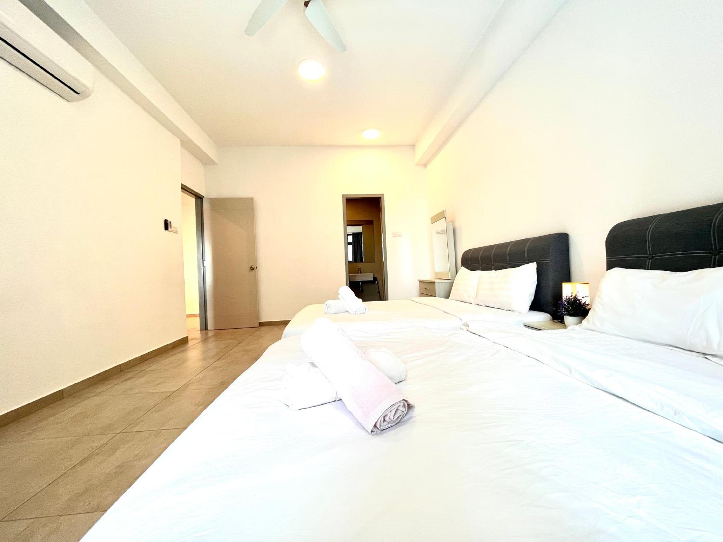 Golden House-Atlantis Residence