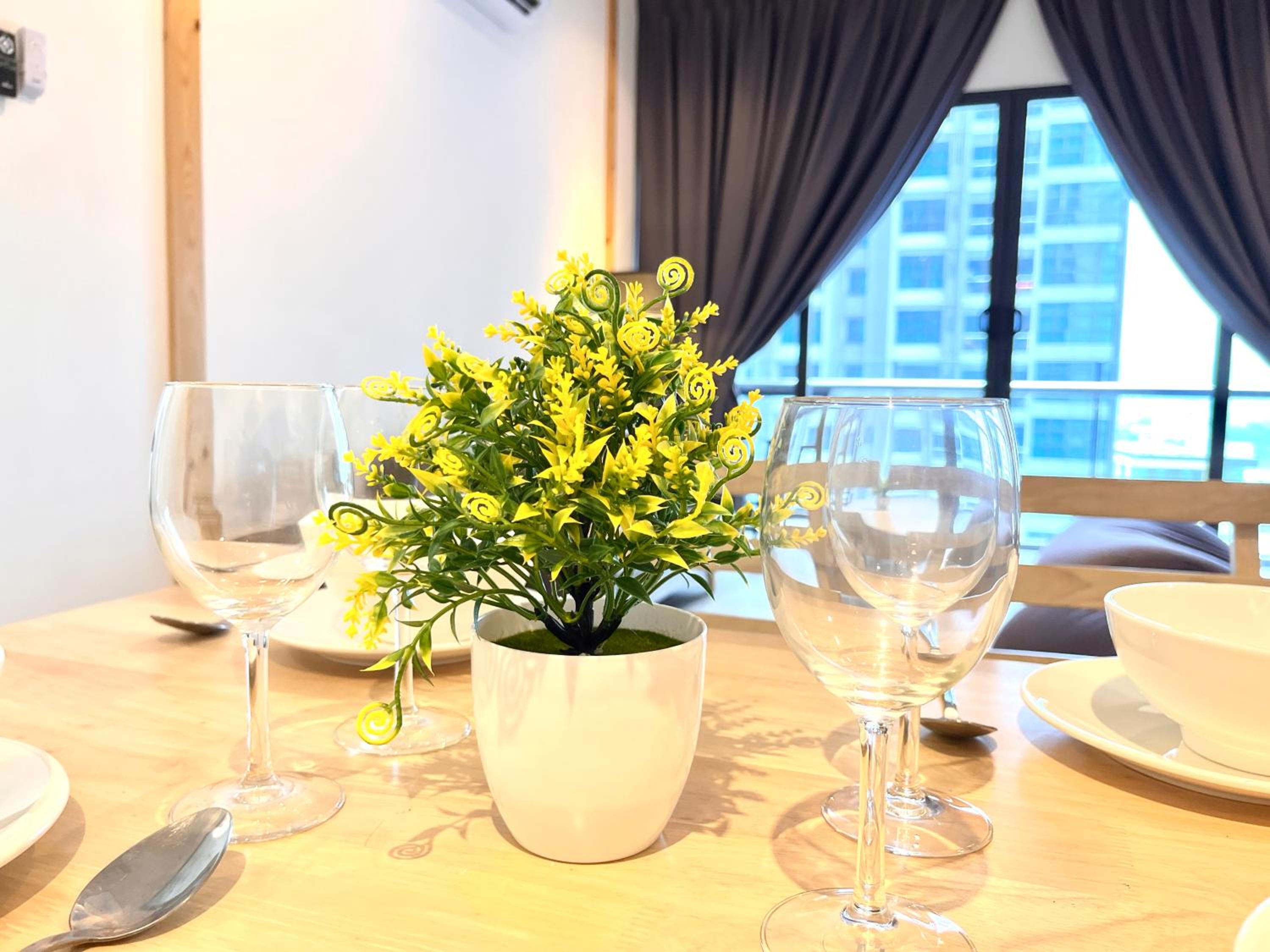 Golden House-Atlantis Residence