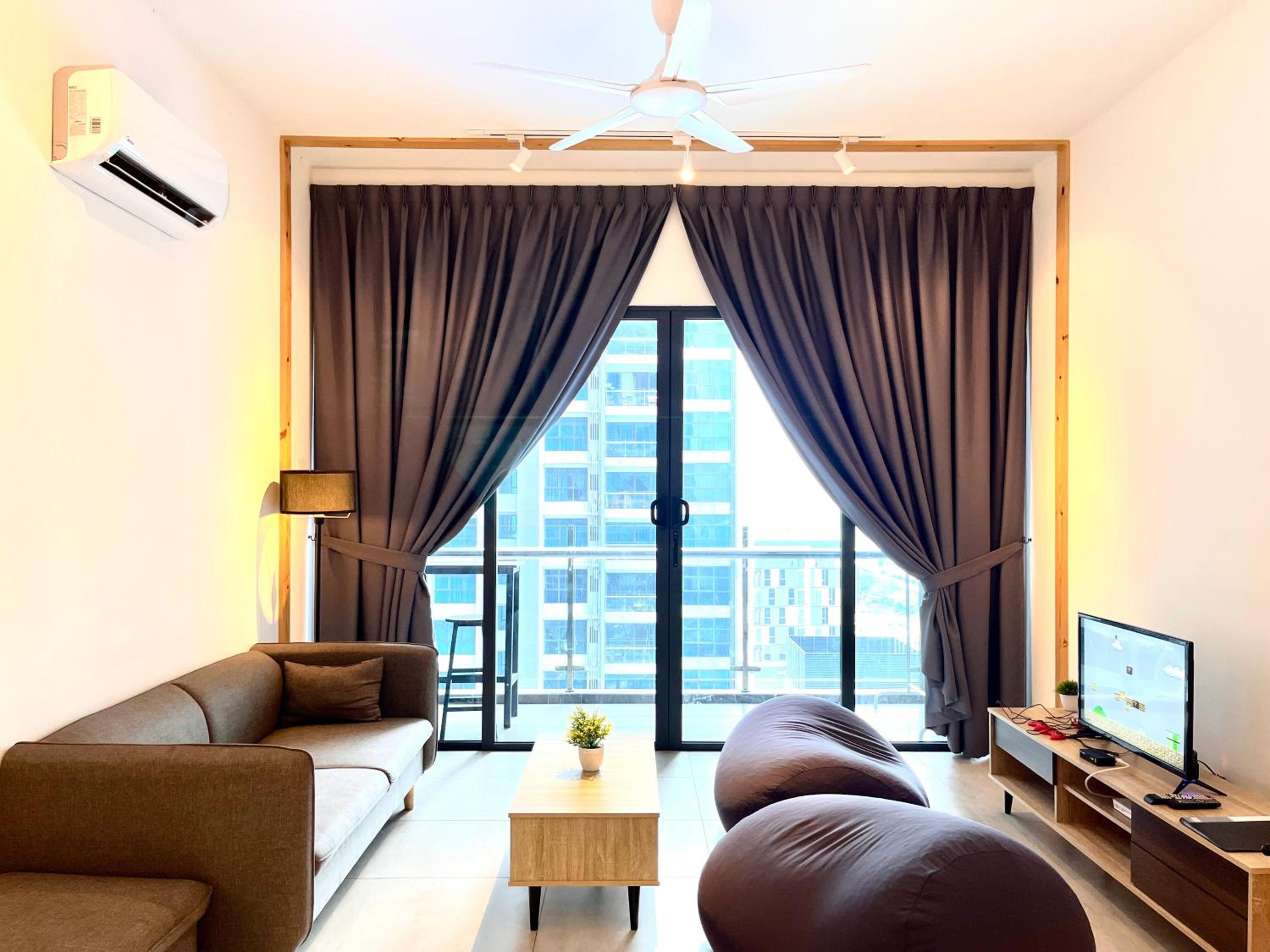 Golden House-Atlantis Residence