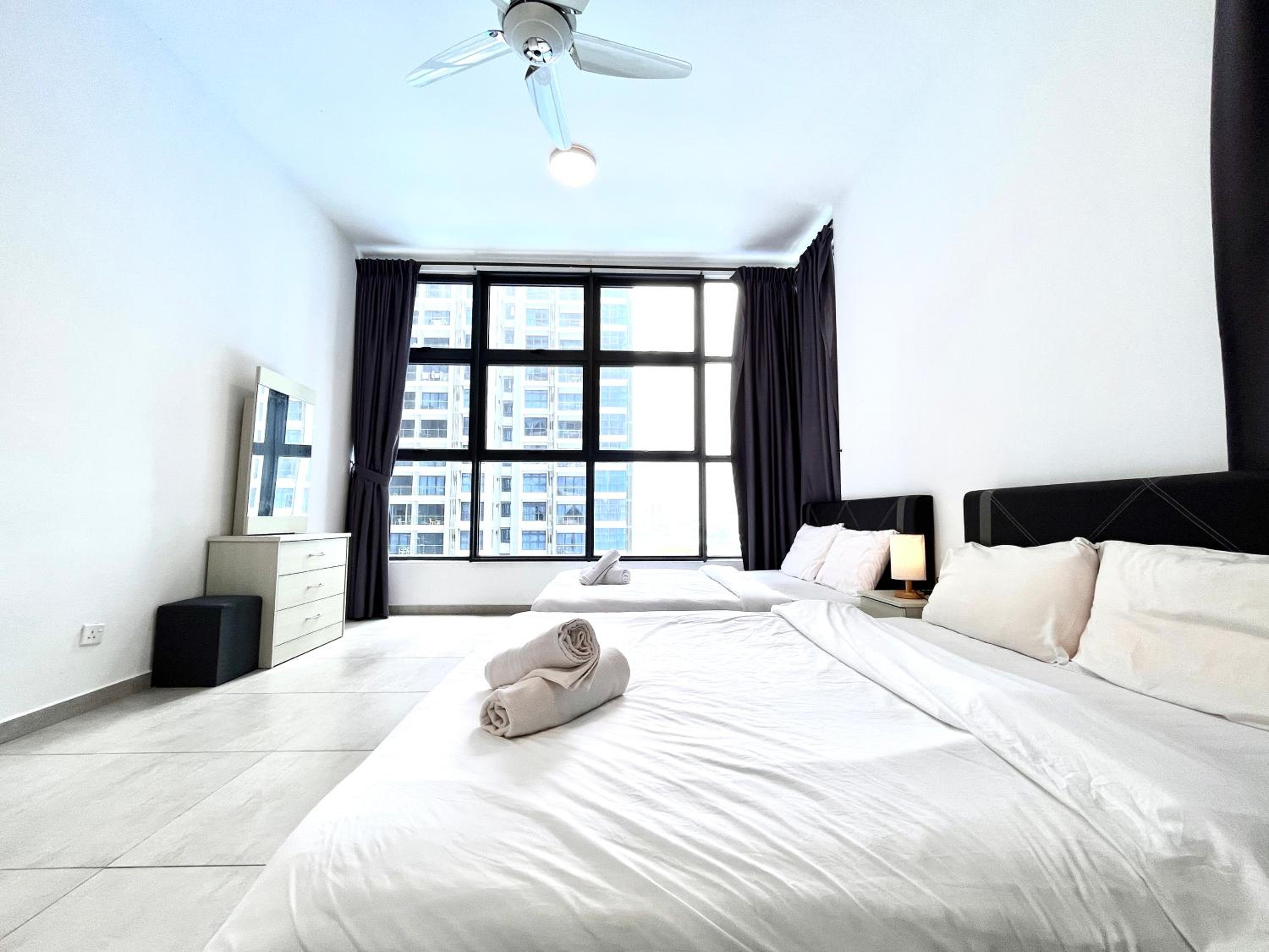 Golden House-Atlantis Residence