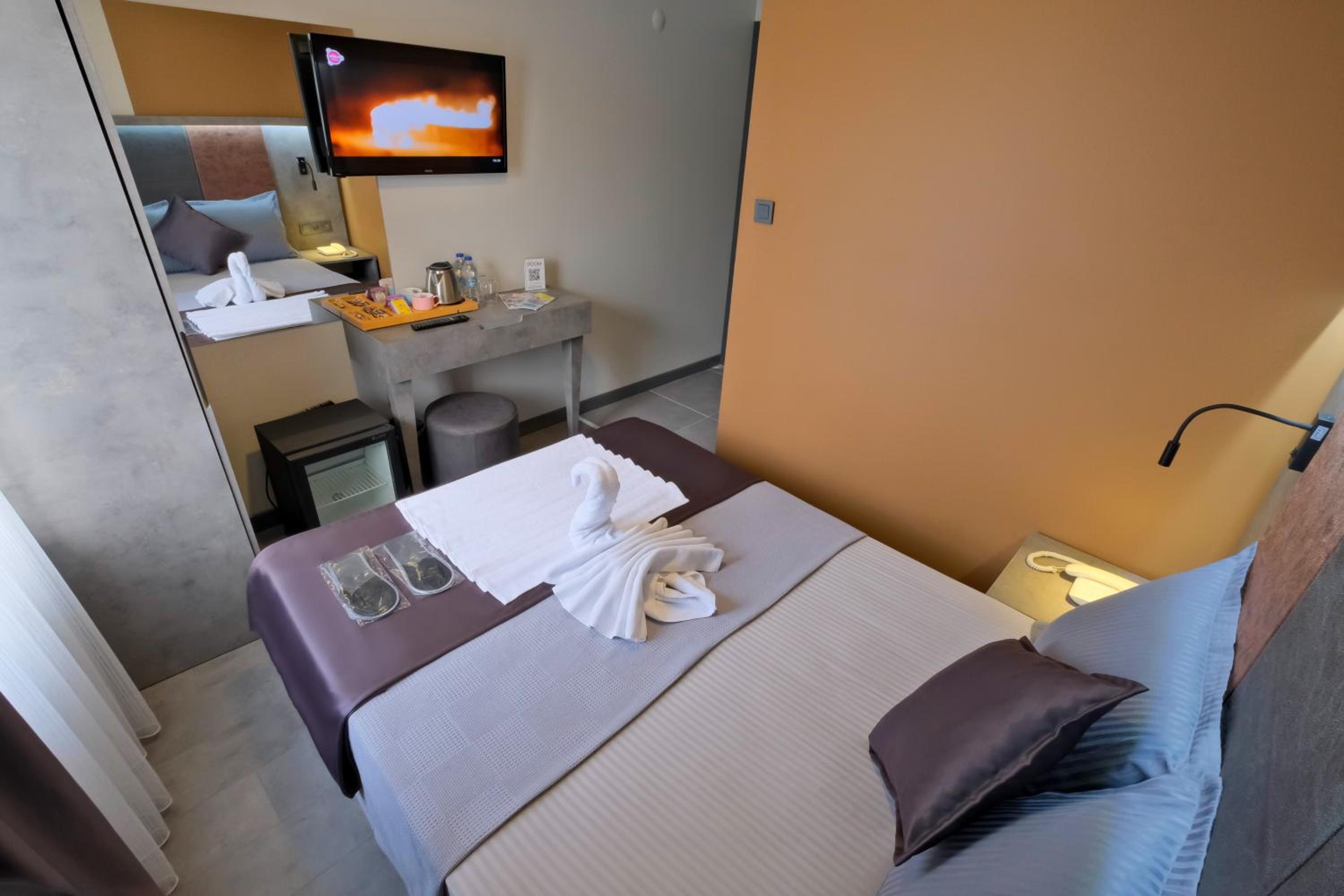 Kraliçe Oteli - Image 191