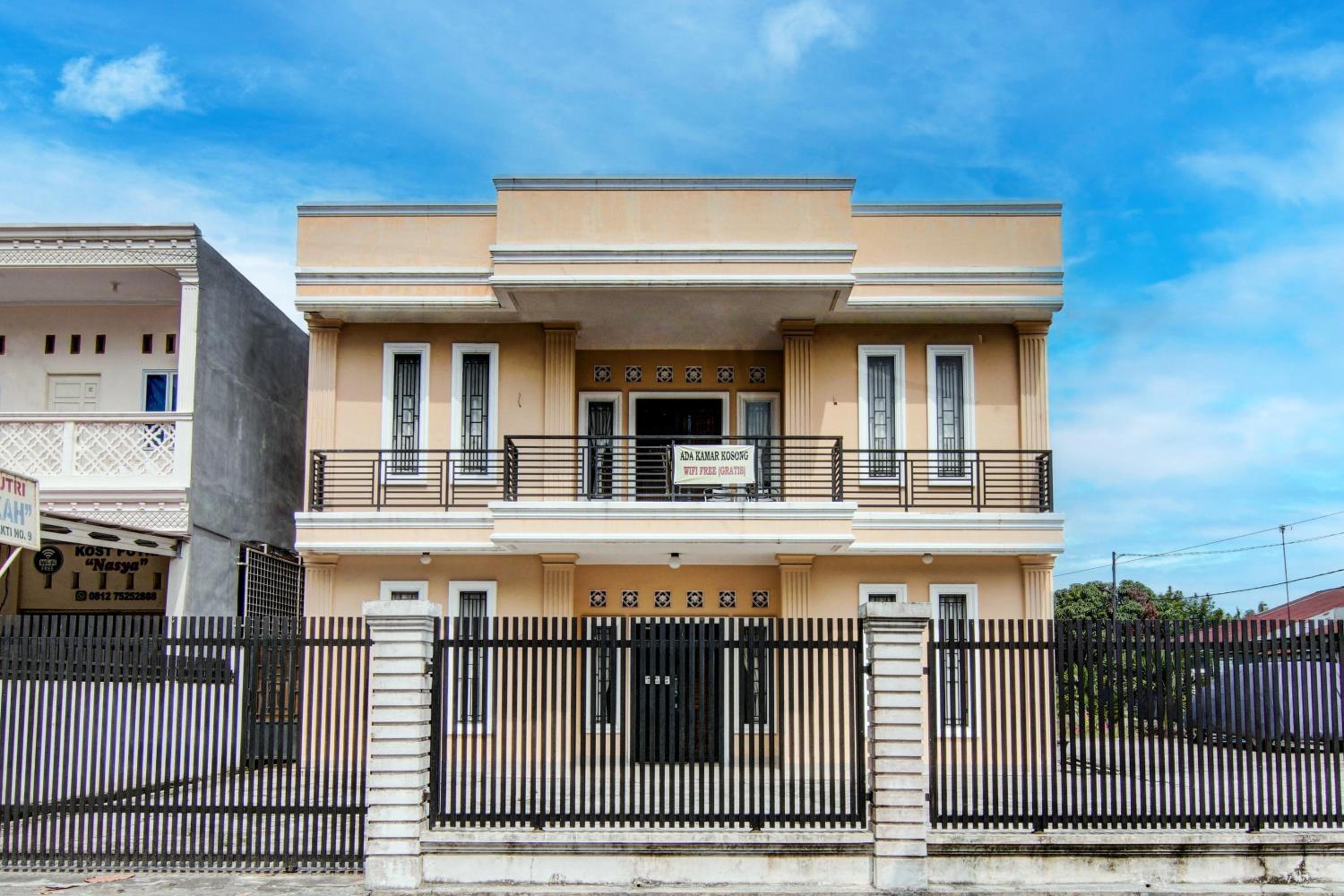 Hotel SPOT ON 92493 Pondok Mulia Syariah - Image 1