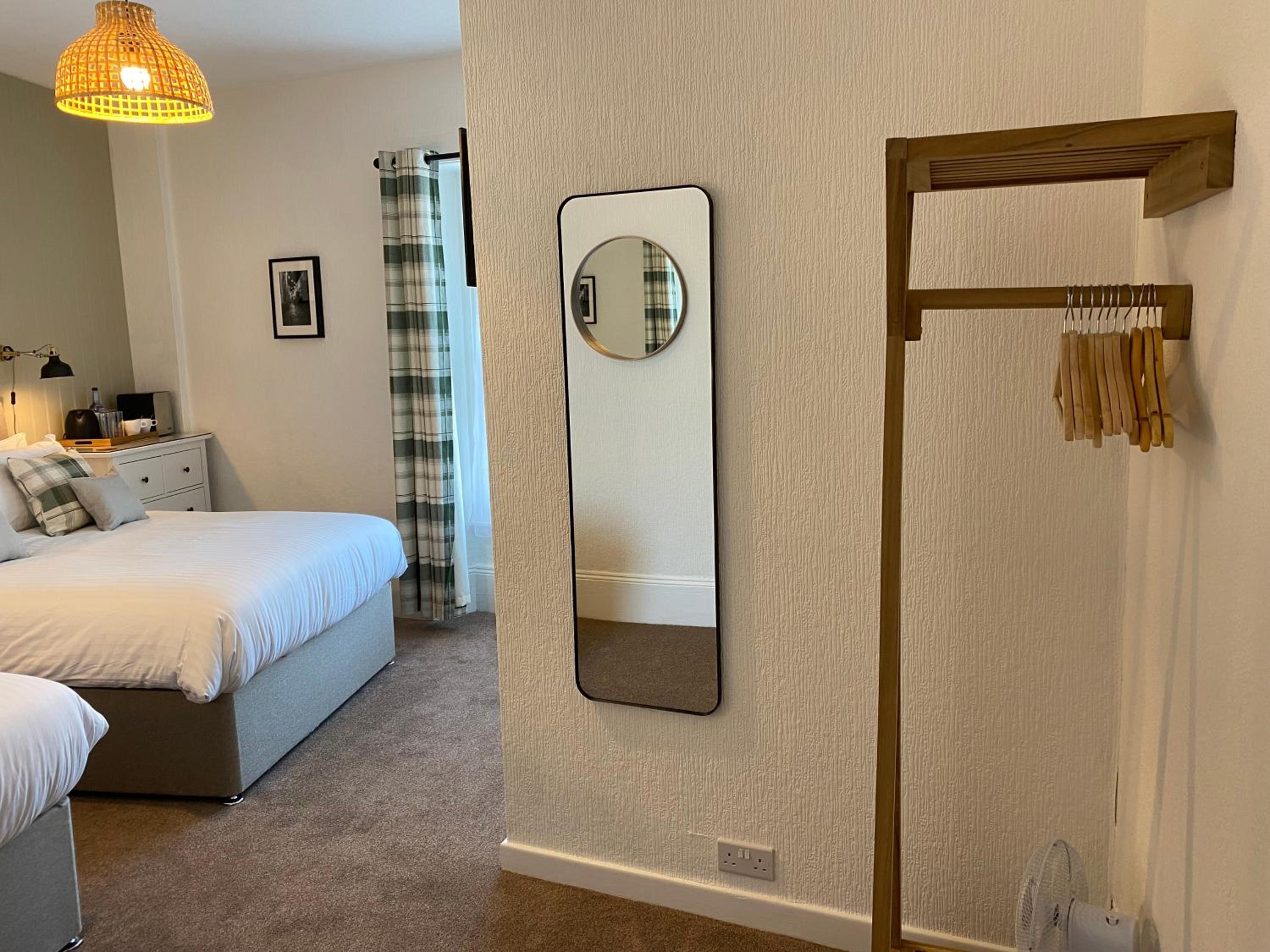 Glenthorne Guest House view 5