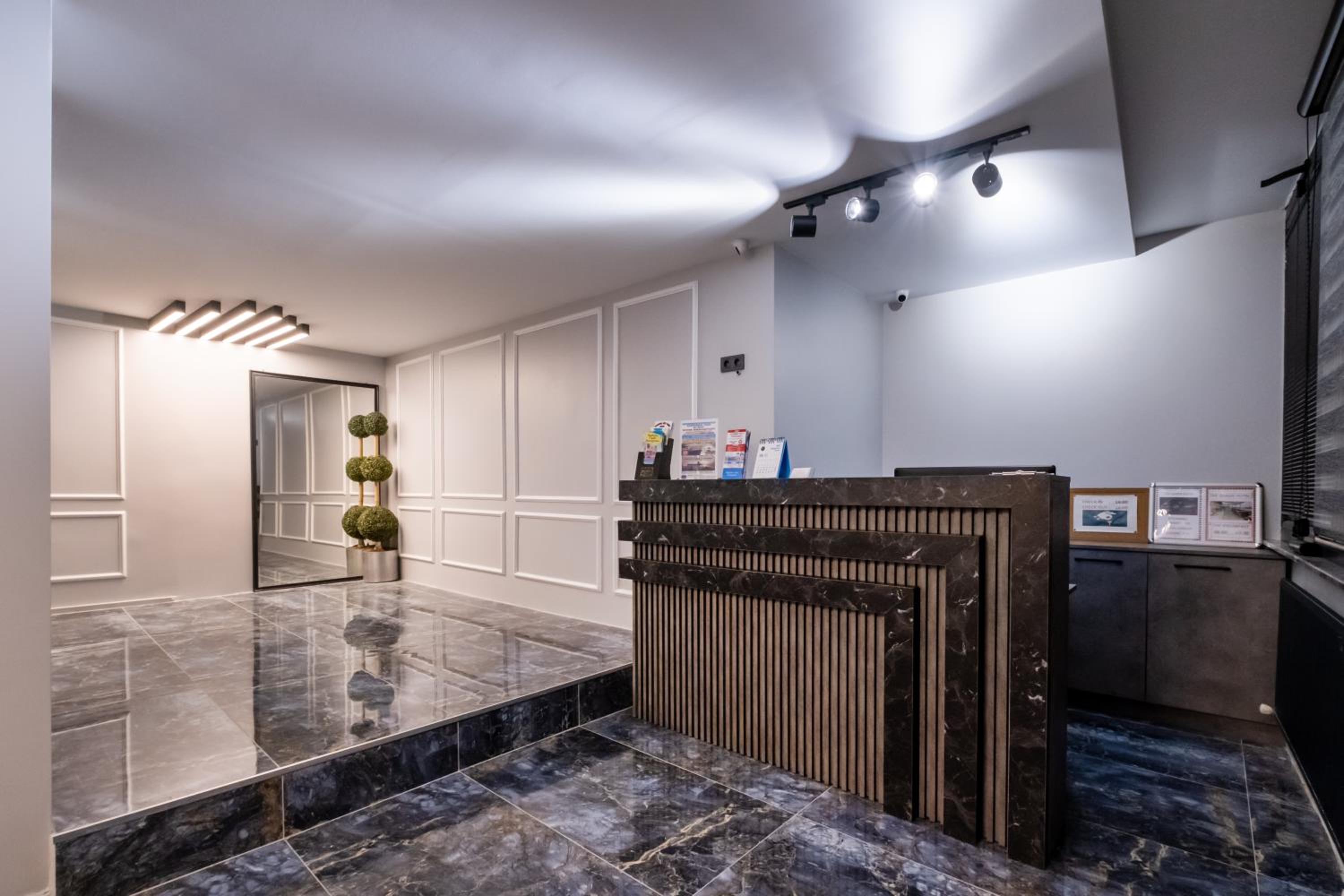 Kraliçe Oteli - Image 240