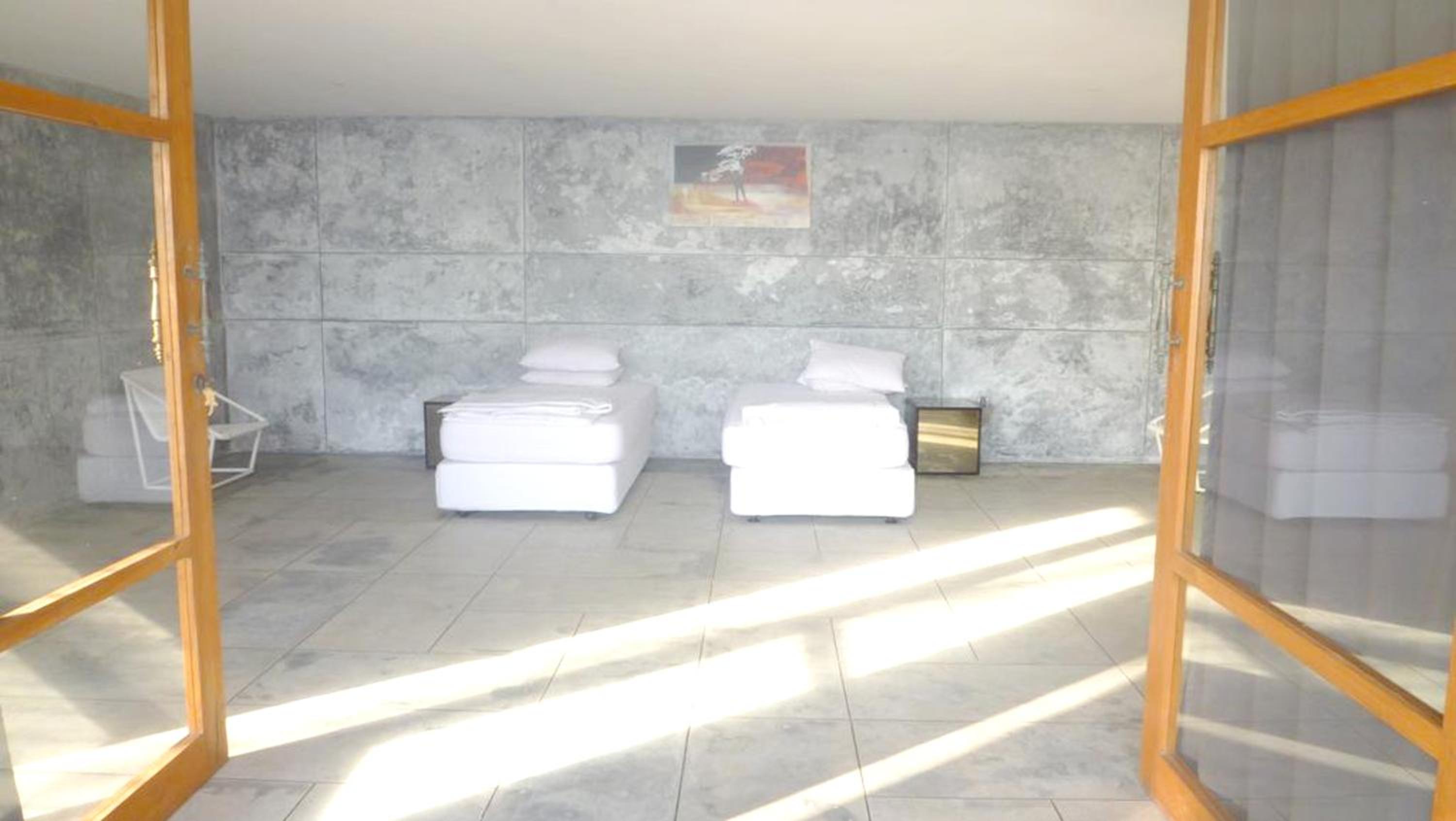 Spacious villa in Kabupaten Tabanan with sea view