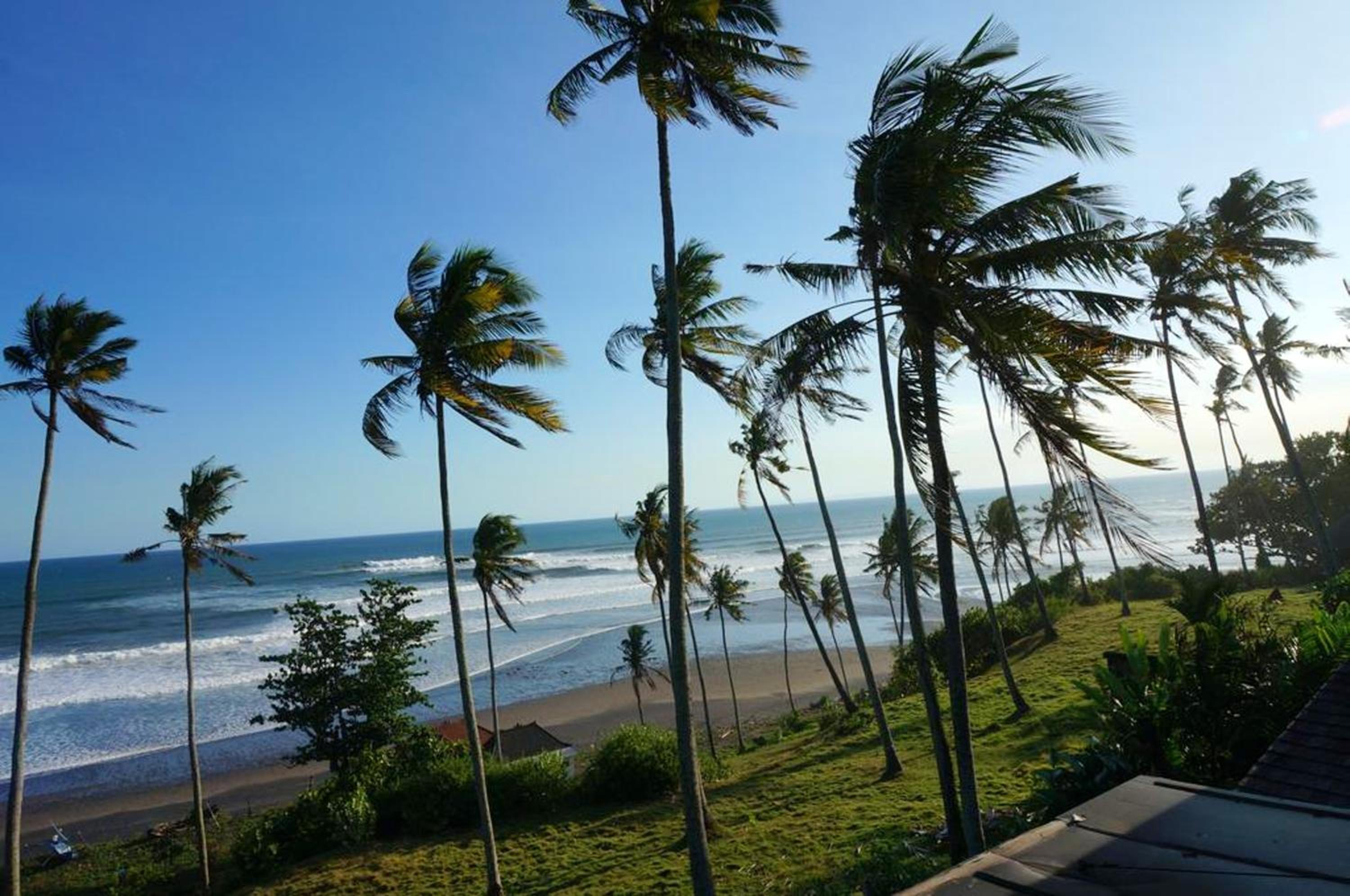 Spacious villa in Kabupaten Tabanan with sea view