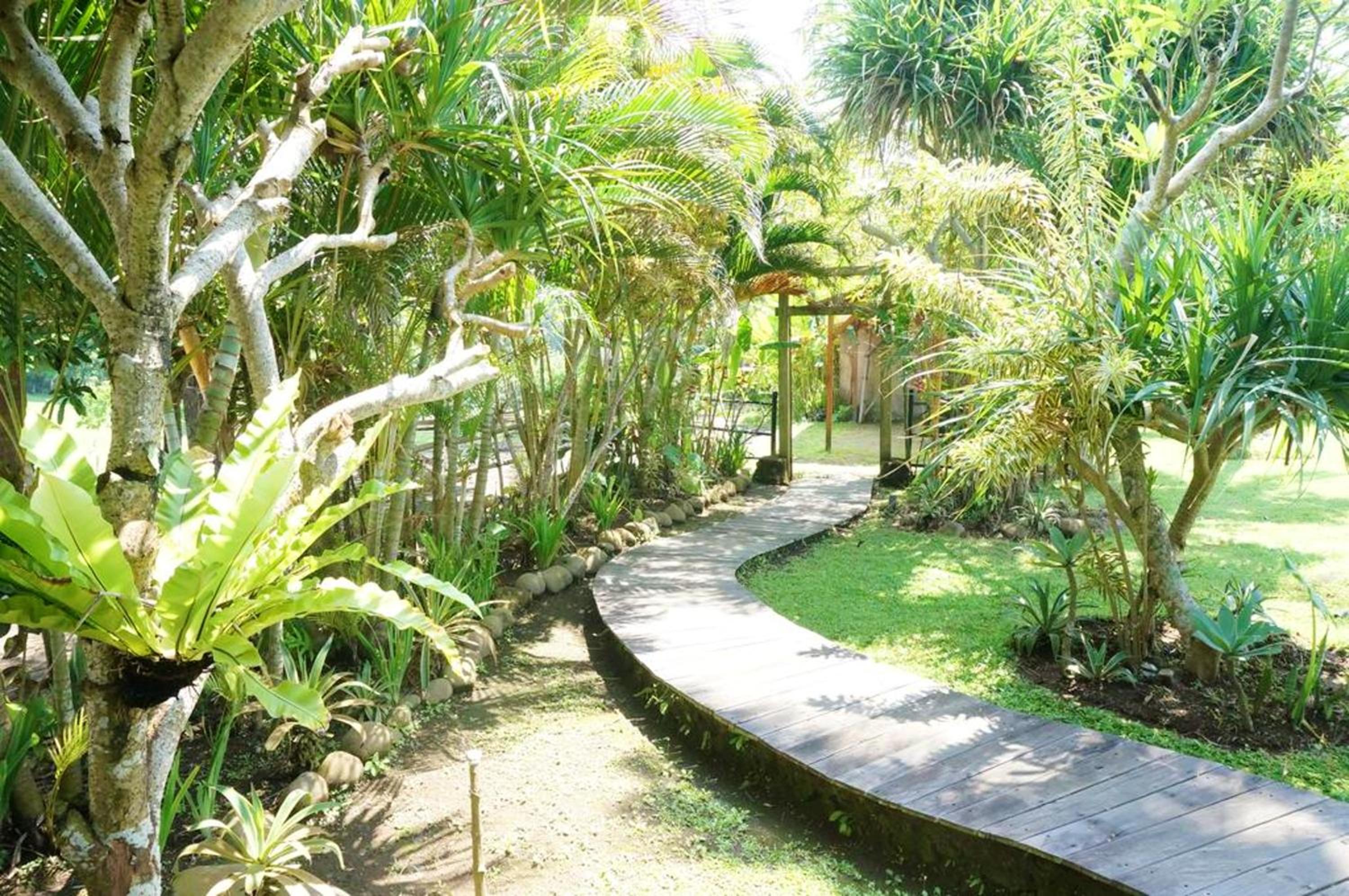 Spacious villa in Kabupaten Tabanan with sea view