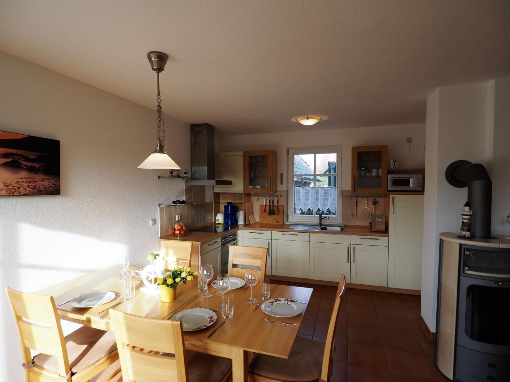 Teni`s hus view 4