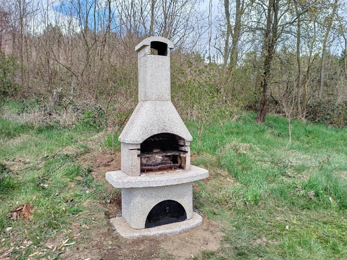 Wellness bungalov - vodní nádrž Slapy - 40km od Prahy