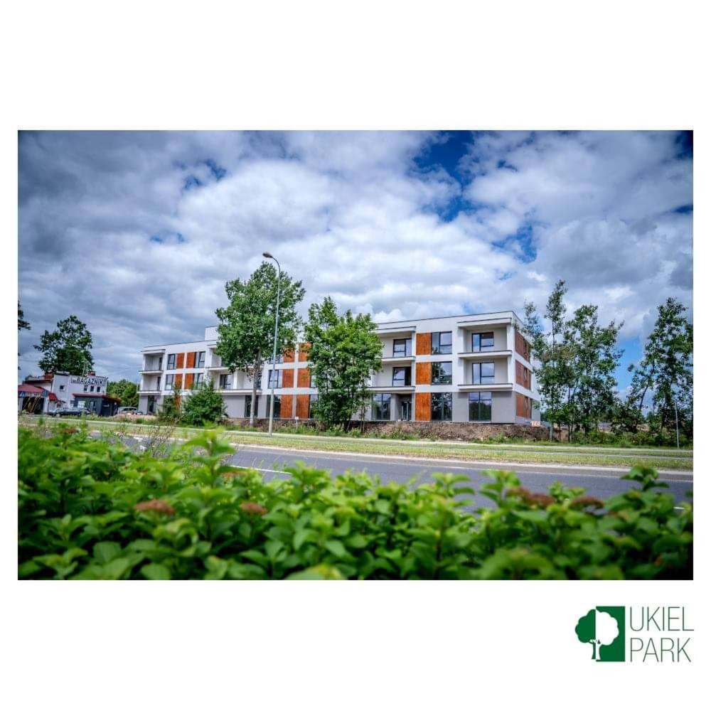 Ukiel Park 26 by RENT4YOU