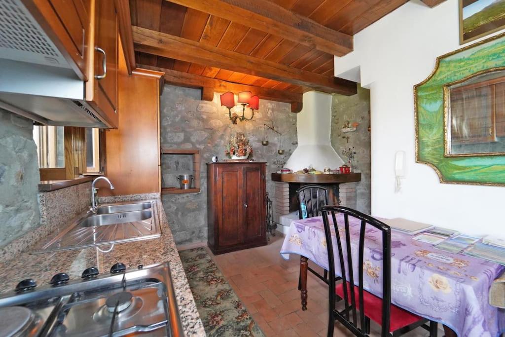 Villa Le Due Lune 6 Pax by VILLASRETREATS