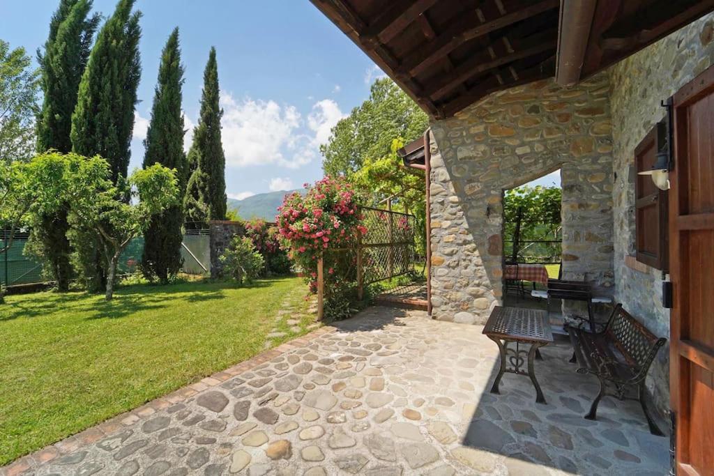 Villa Le Due Lune 6 Pax by VILLASRETREATS