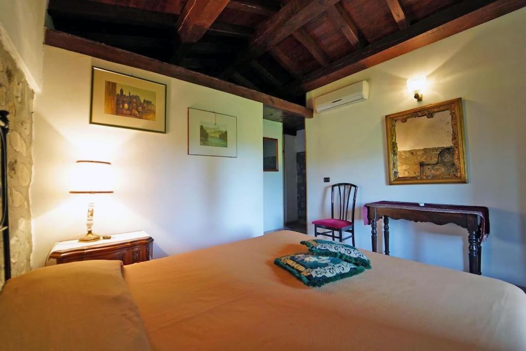 Villa Le Due Lune 6 Pax by VILLASRETREATS