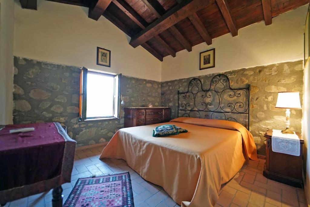 Villa Le Due Lune 6 Pax by VILLASRETREATS